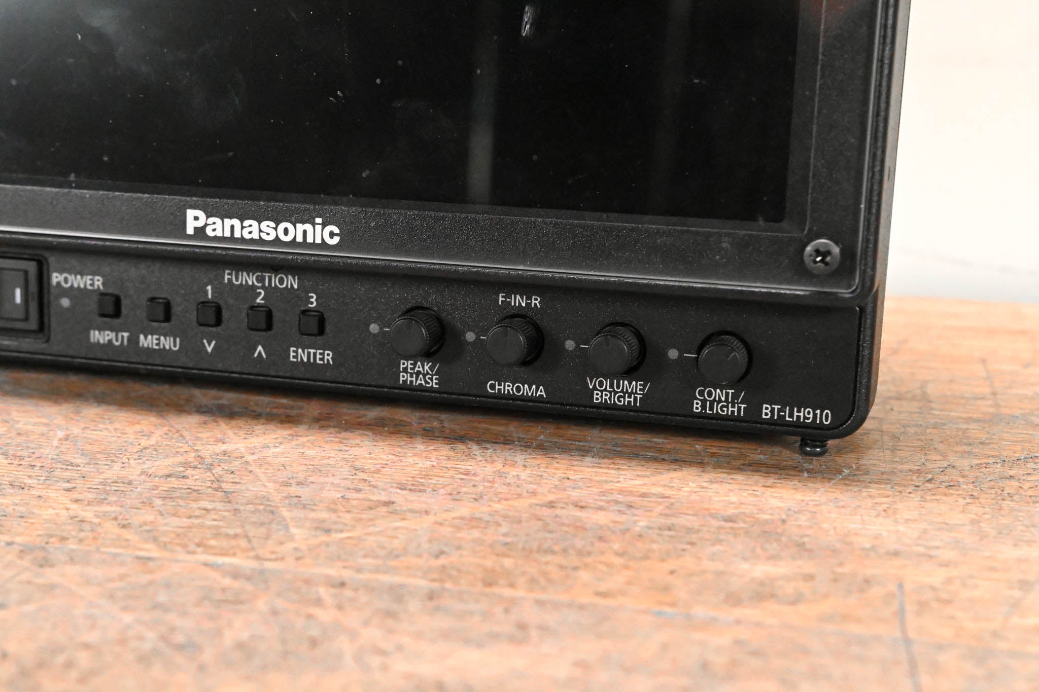 Panasonic BT-LH910G 9" LCD HDMI / SDI Video Monitor