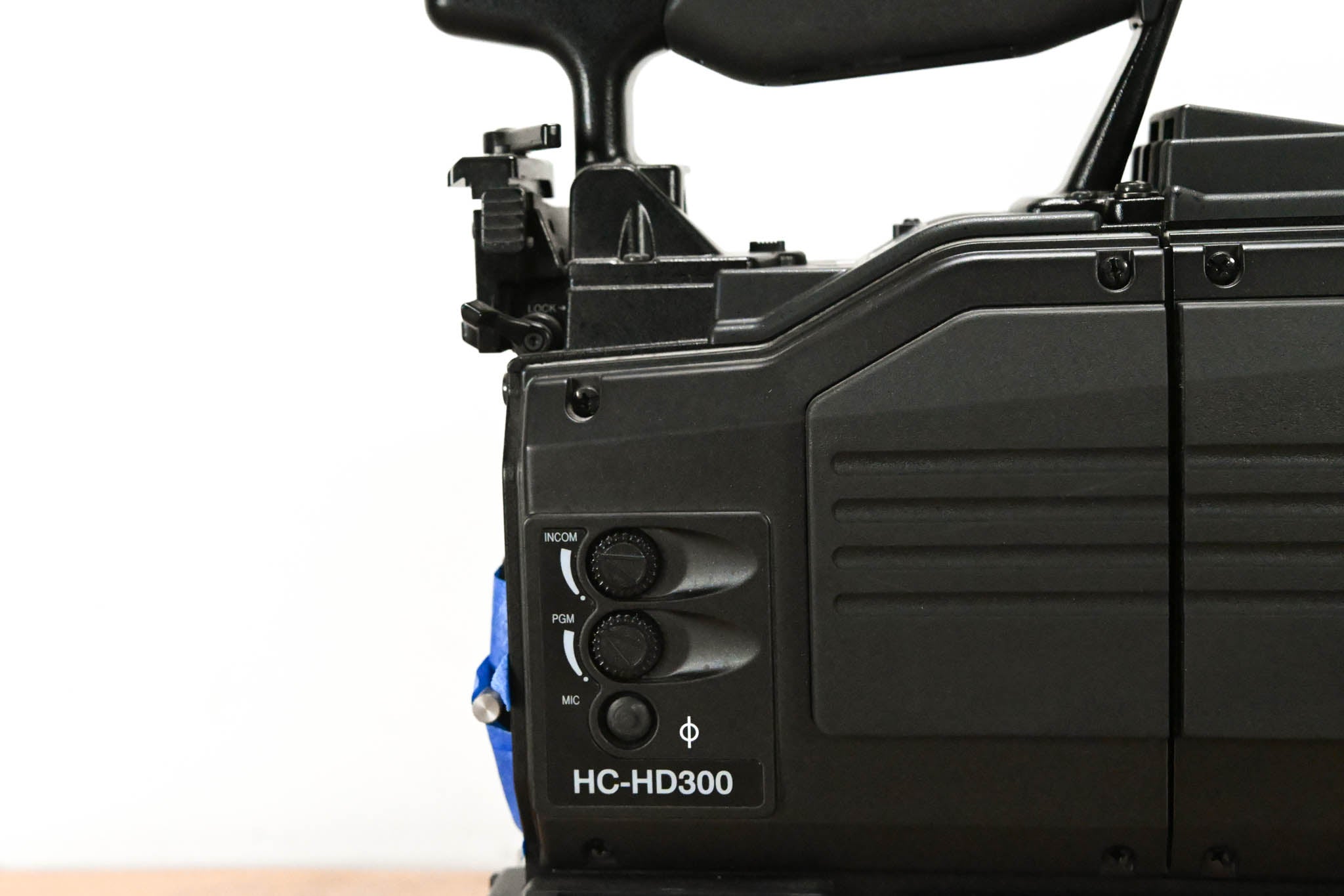 Ikegami HC-HD300 3-CMOS Full HD Camera w/ FA-300 Fiber Adapter
