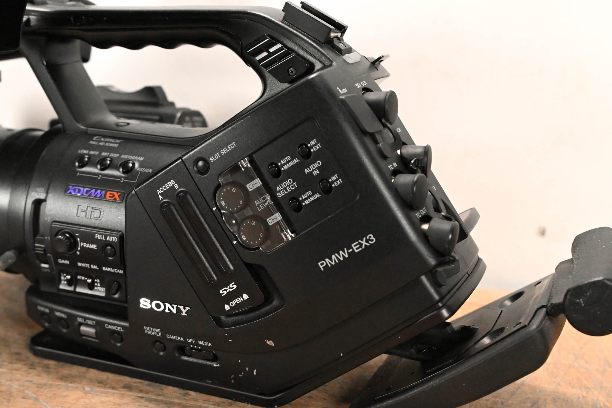 Sony PMW-EX3 XDCAM EX HD Compact Camcorder