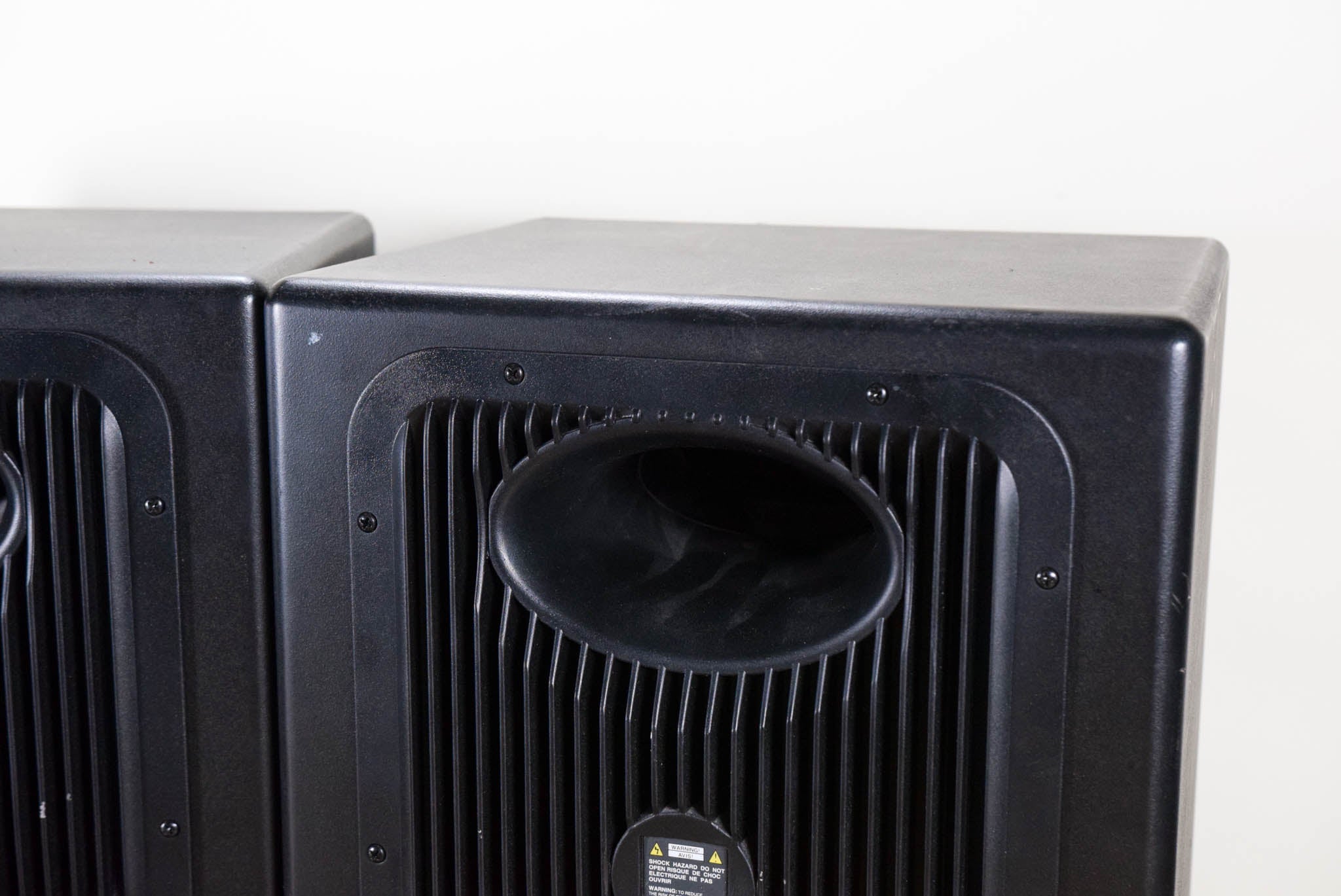JBL LSR28P Linear Spatial Reference Studio Monitor (Pair JBL LSR28P Linear Spatial Reference Studio Monitor (Pair