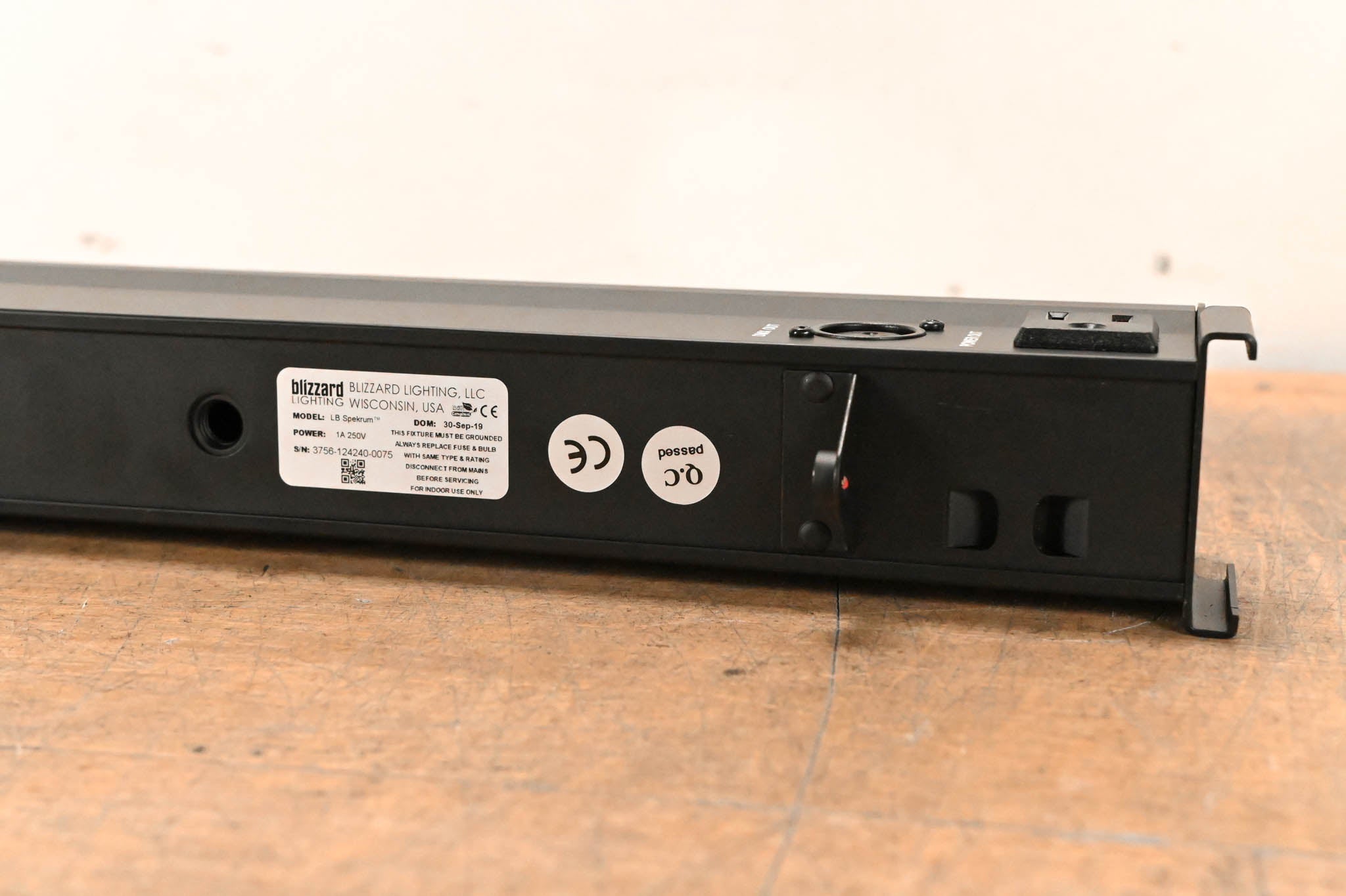 Blizzard Lighting LB Spekrum RGB LED Wash Bar Light