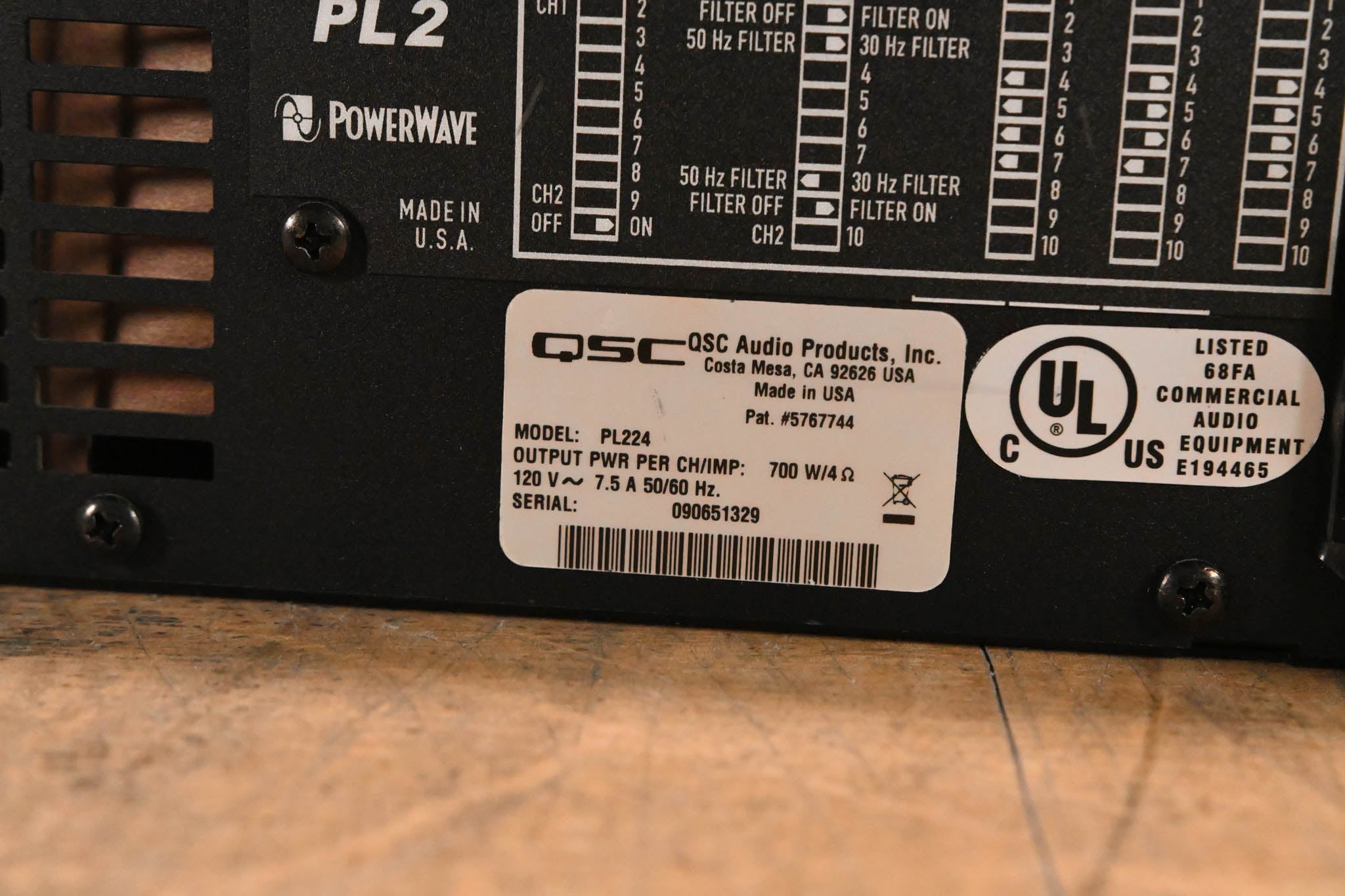 QSC PL224 PowerLight 2 Series 2-Channel Power Amplifier