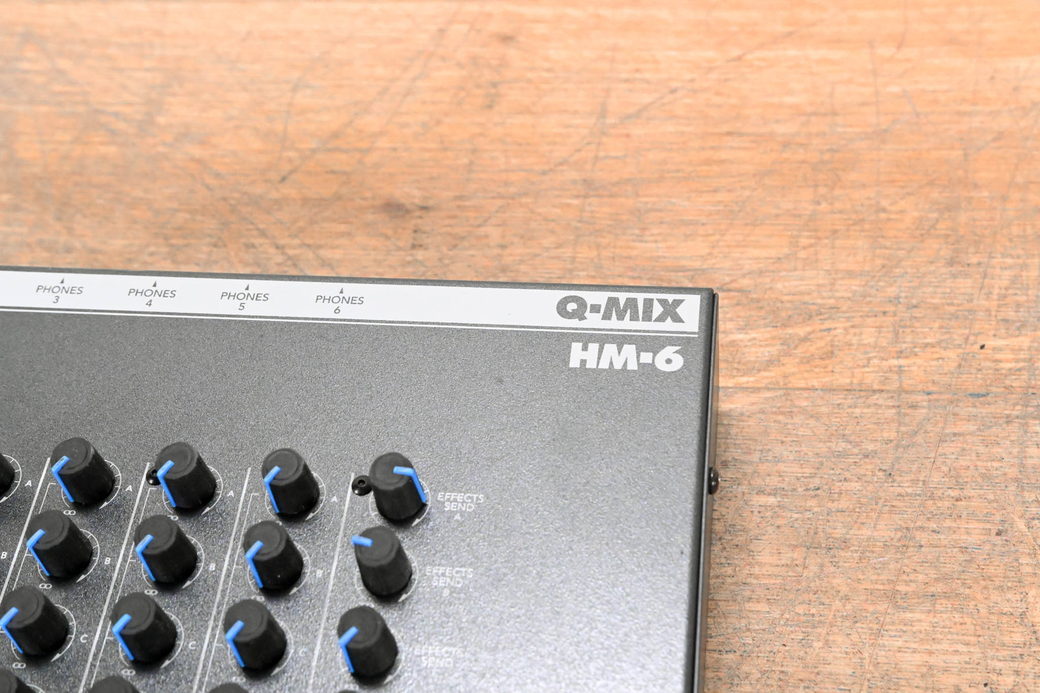 Oz Audio Q-Mix HM-6 6-Channel Headphone Mixer/Amplifier