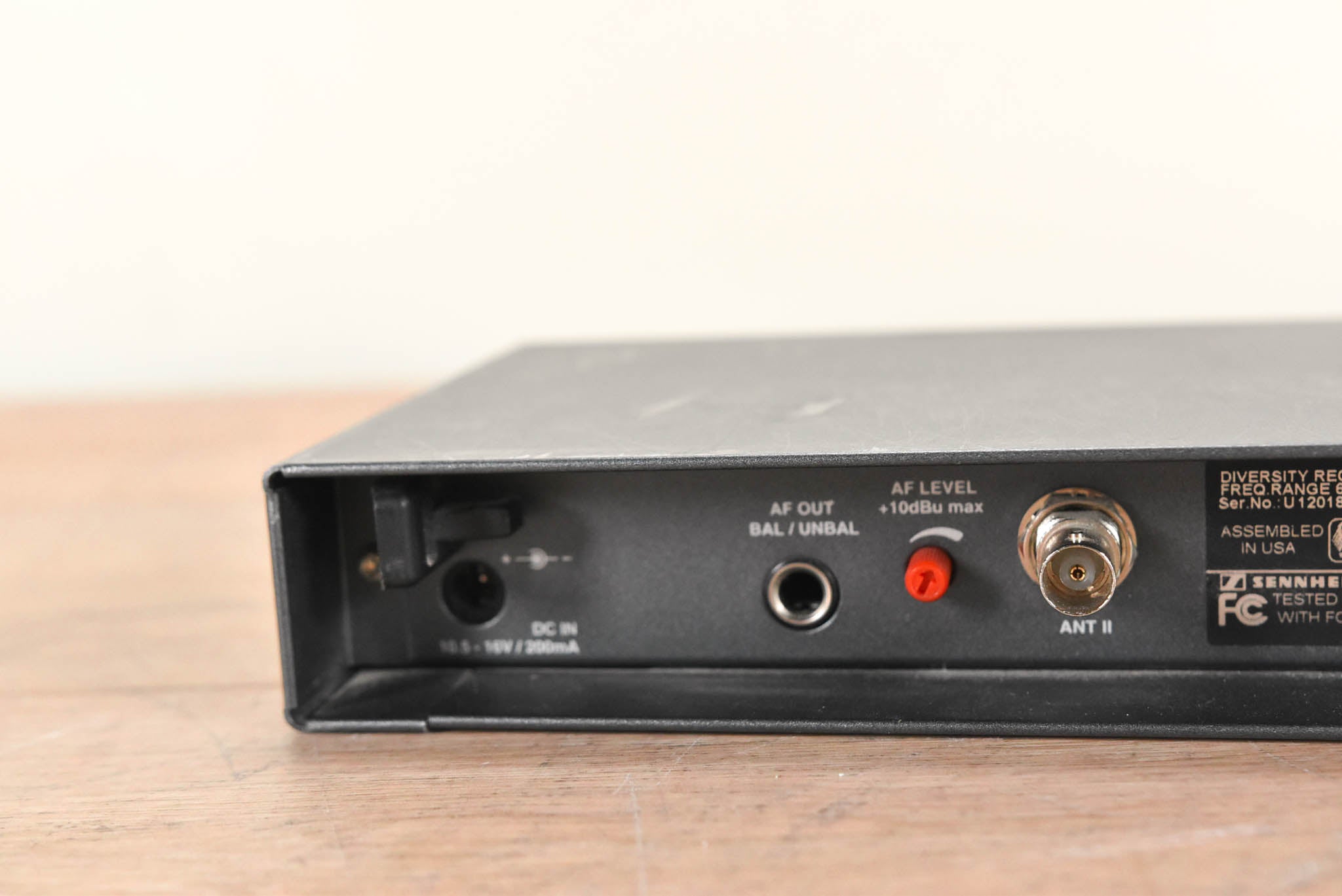 Sennheiser EM 100 Wireless Receiver - 630-662 MHz (NO POWER SUPPLY)