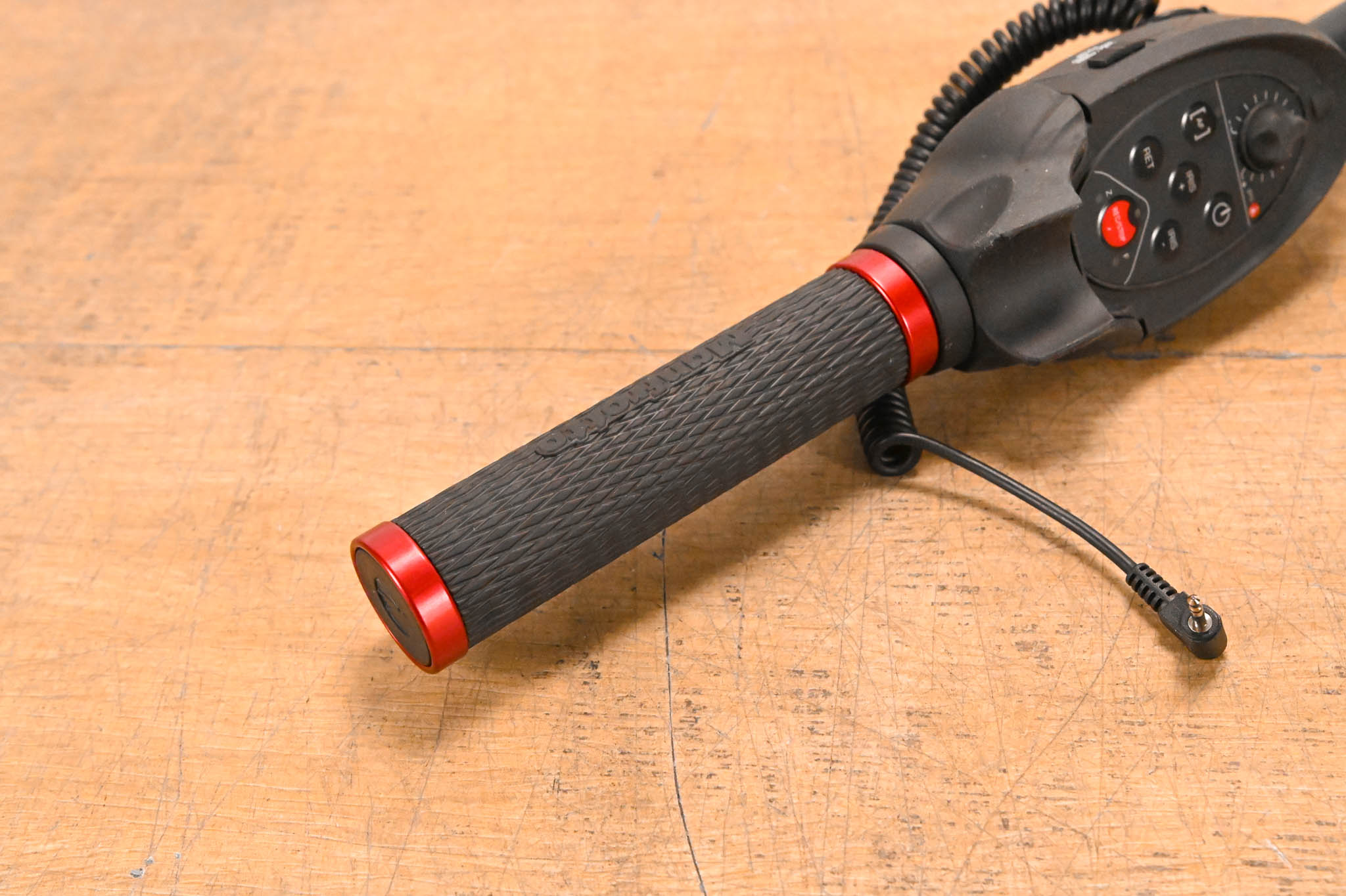 Manfrotto MVR901EPLA Pan-Bar Remote Control for Cameras with LANC