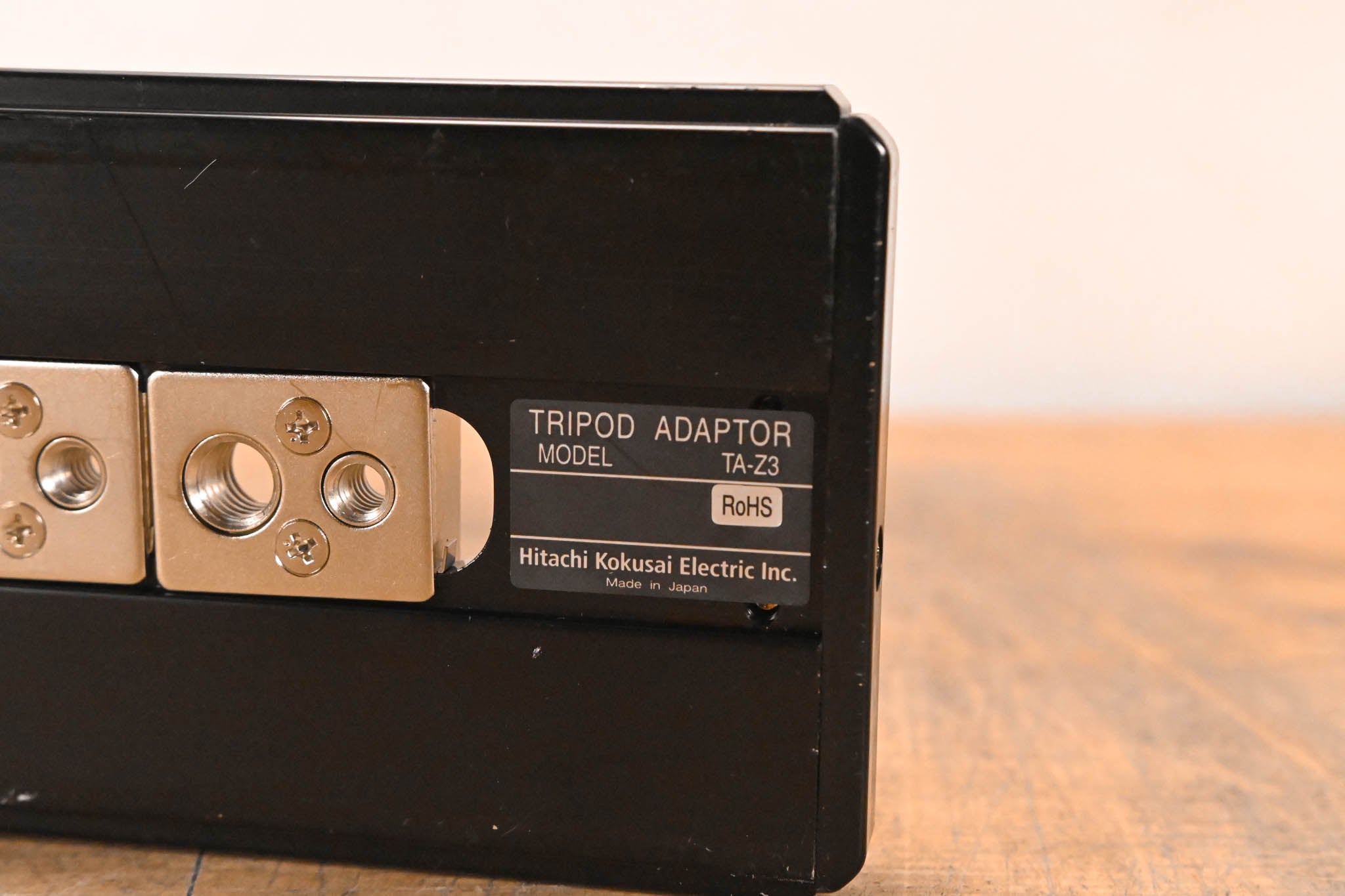 Hitachi TA-Z3 Tripod Quick Release Adapter