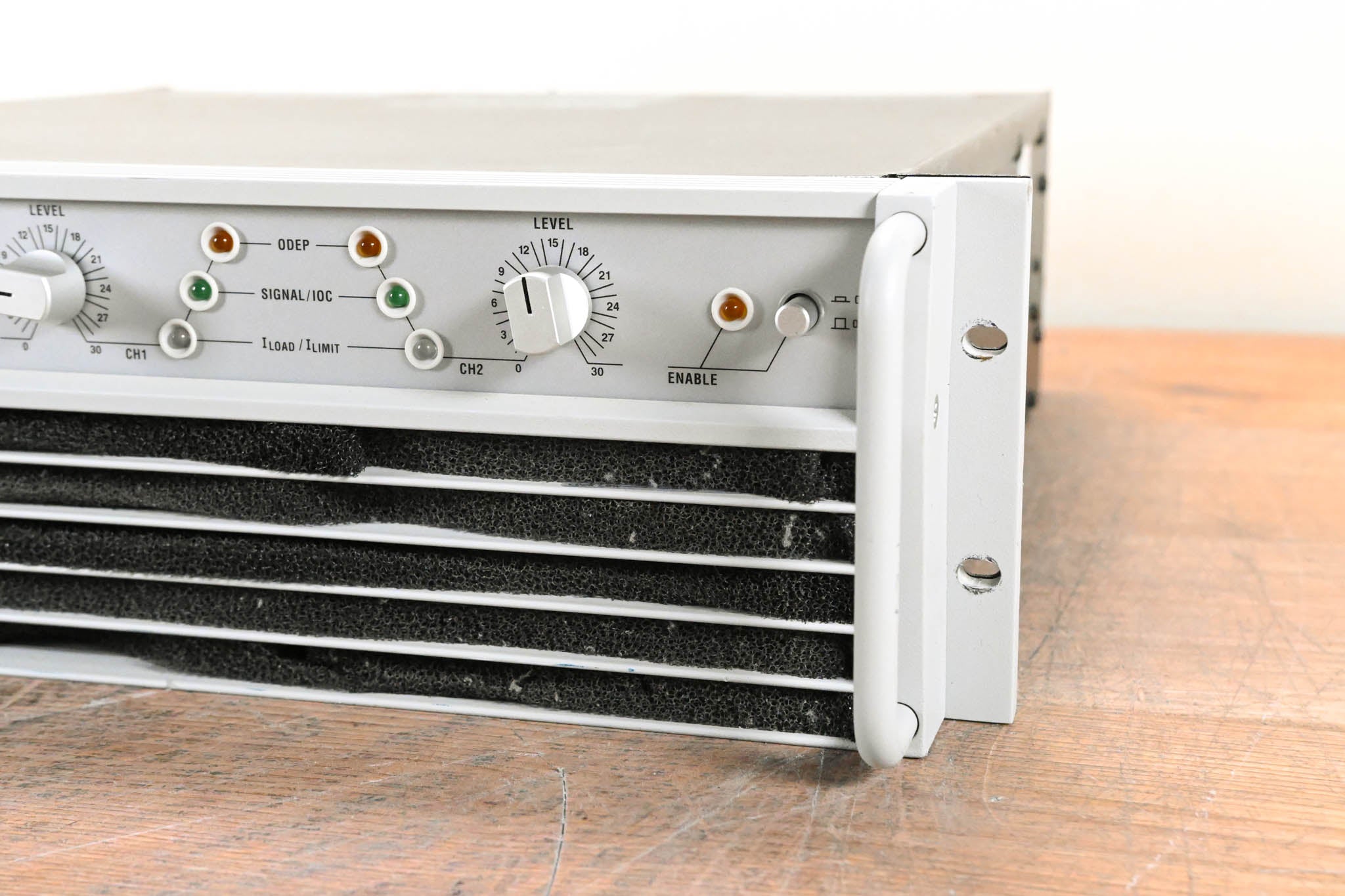 Crown Macro-Tech 5002VZ 2-Channel Power Amplifier