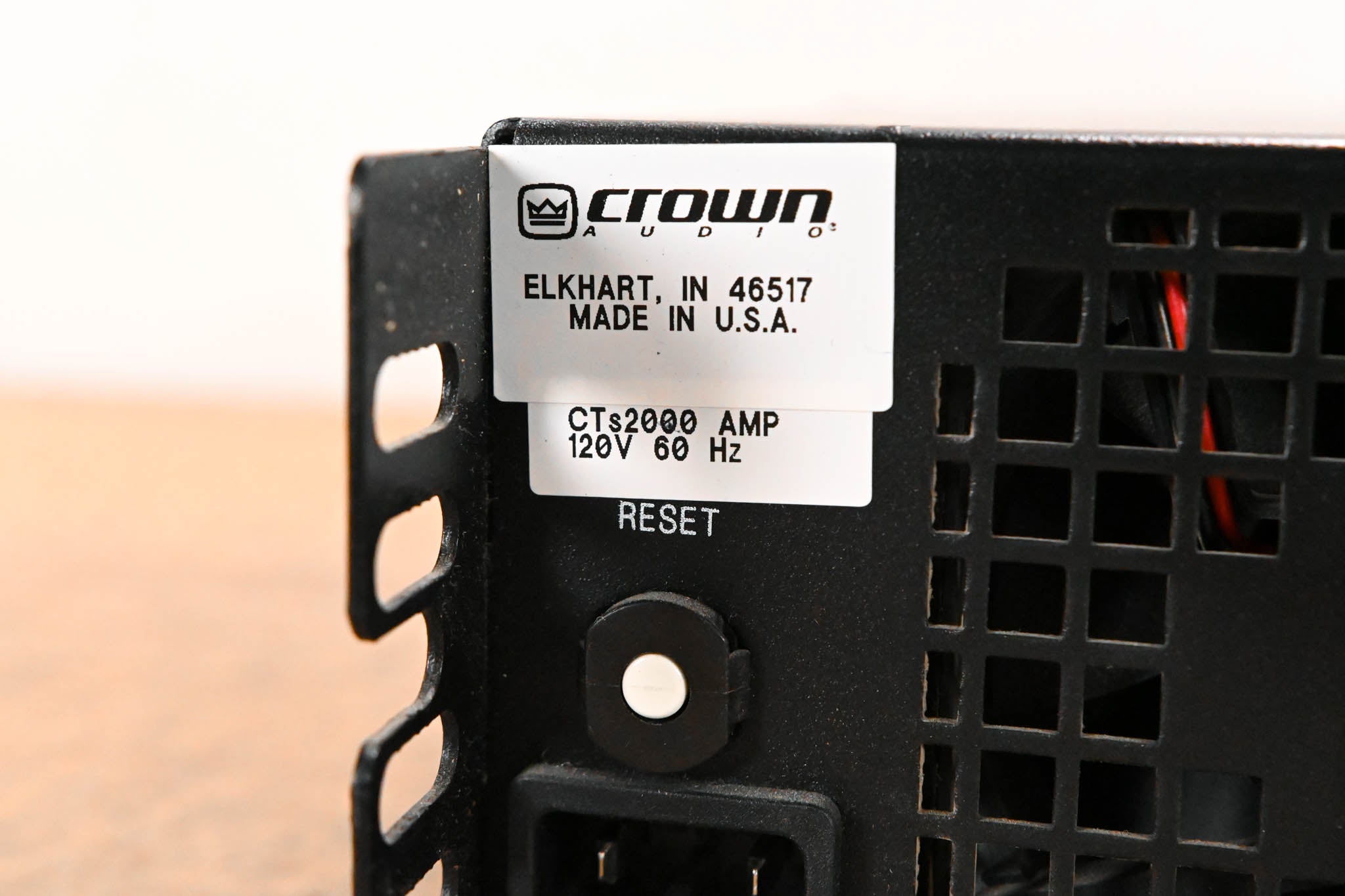 Crown CTs 2000 Two-Channel 1000W Power Amplifier