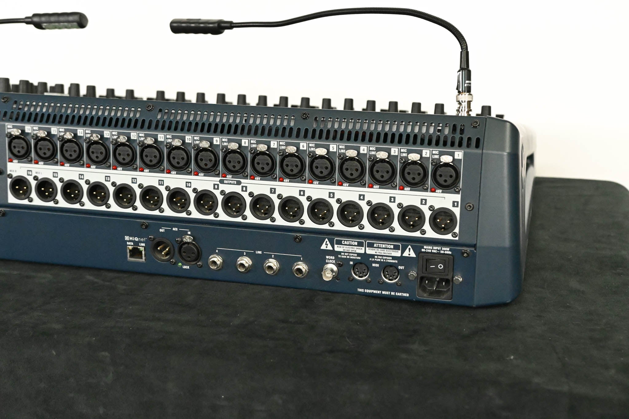 Soundcraft Si Expression 3 32-Channel Digital Mixer