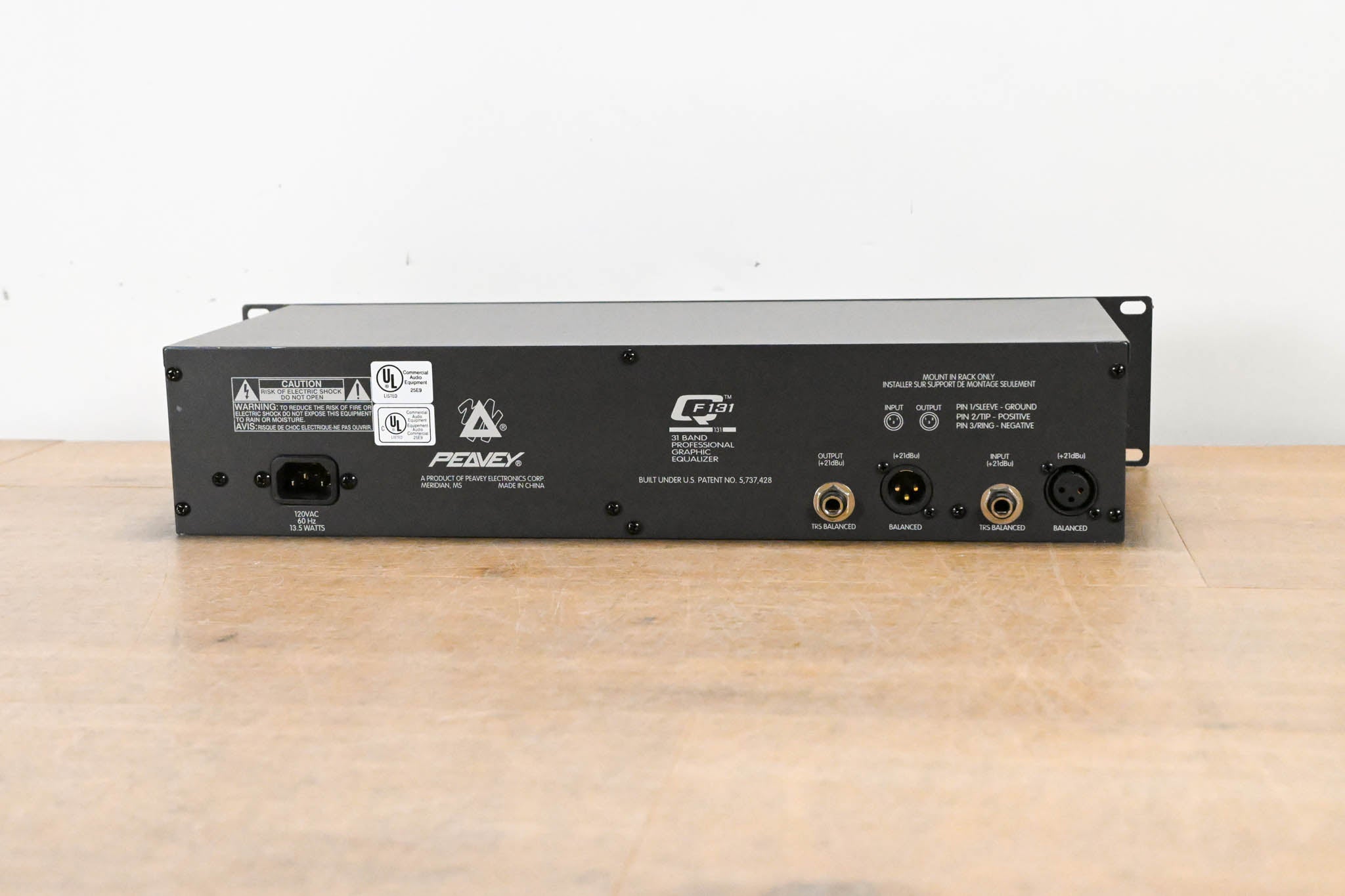Peavey QF 131 31-Band Graphic Equalizer