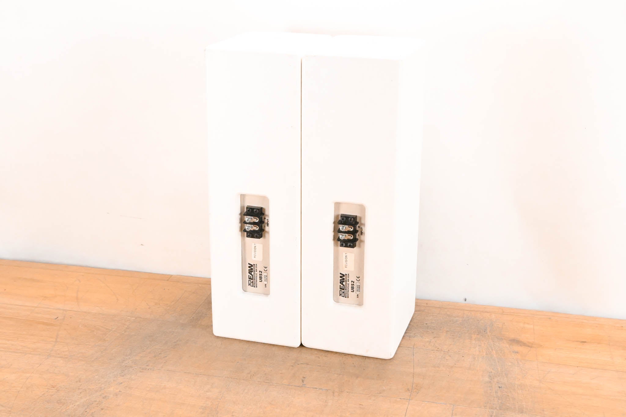 EAW UB52 Two-Way Full-Range Loudspeaker - White (PAIR)