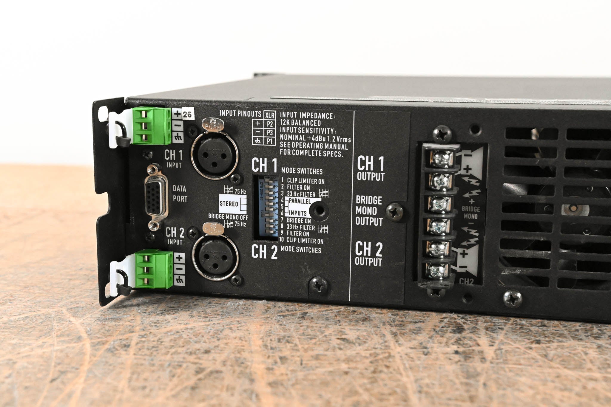 QSC CX702 2-Channel 700W Power Amplifier