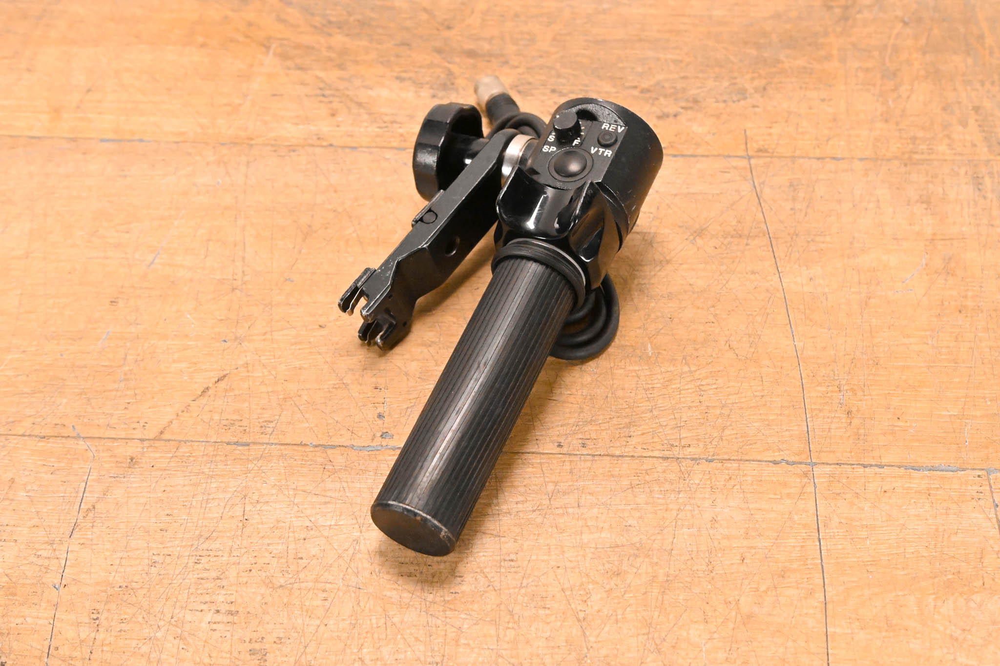 Fujinon ERD-22B 12-Pin Zoom Rate Demand Controller