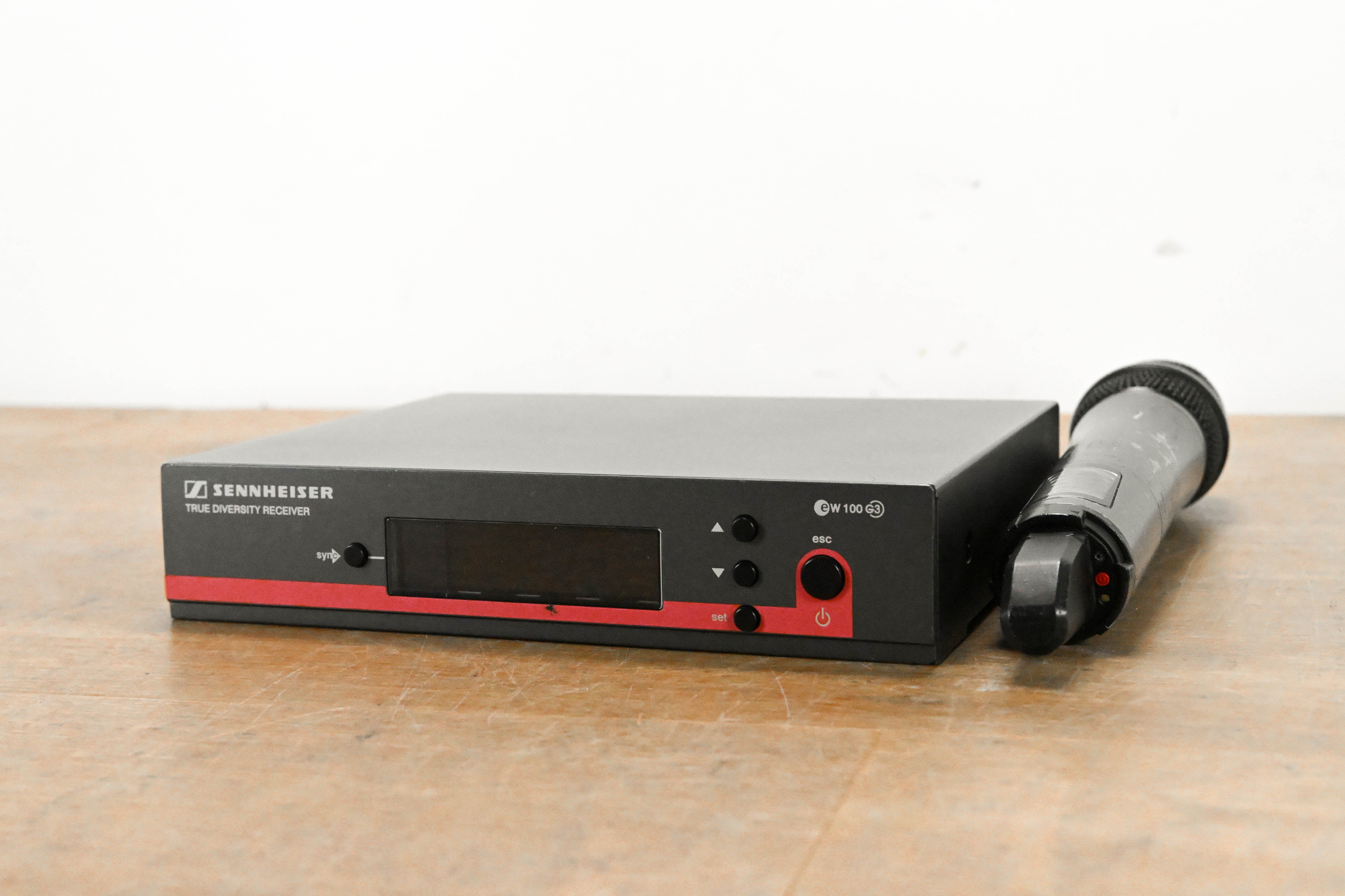 Sennheiser ew 100 G3 Handheld Wireless System 566-608MHz NO POWER SUPPLY