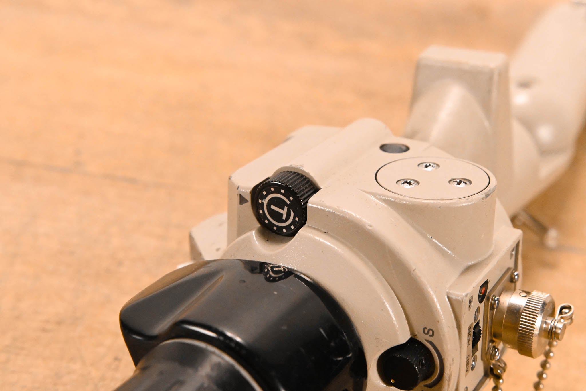 Fujinon ERD-71B Large Box Lens Zoom Demand Handle