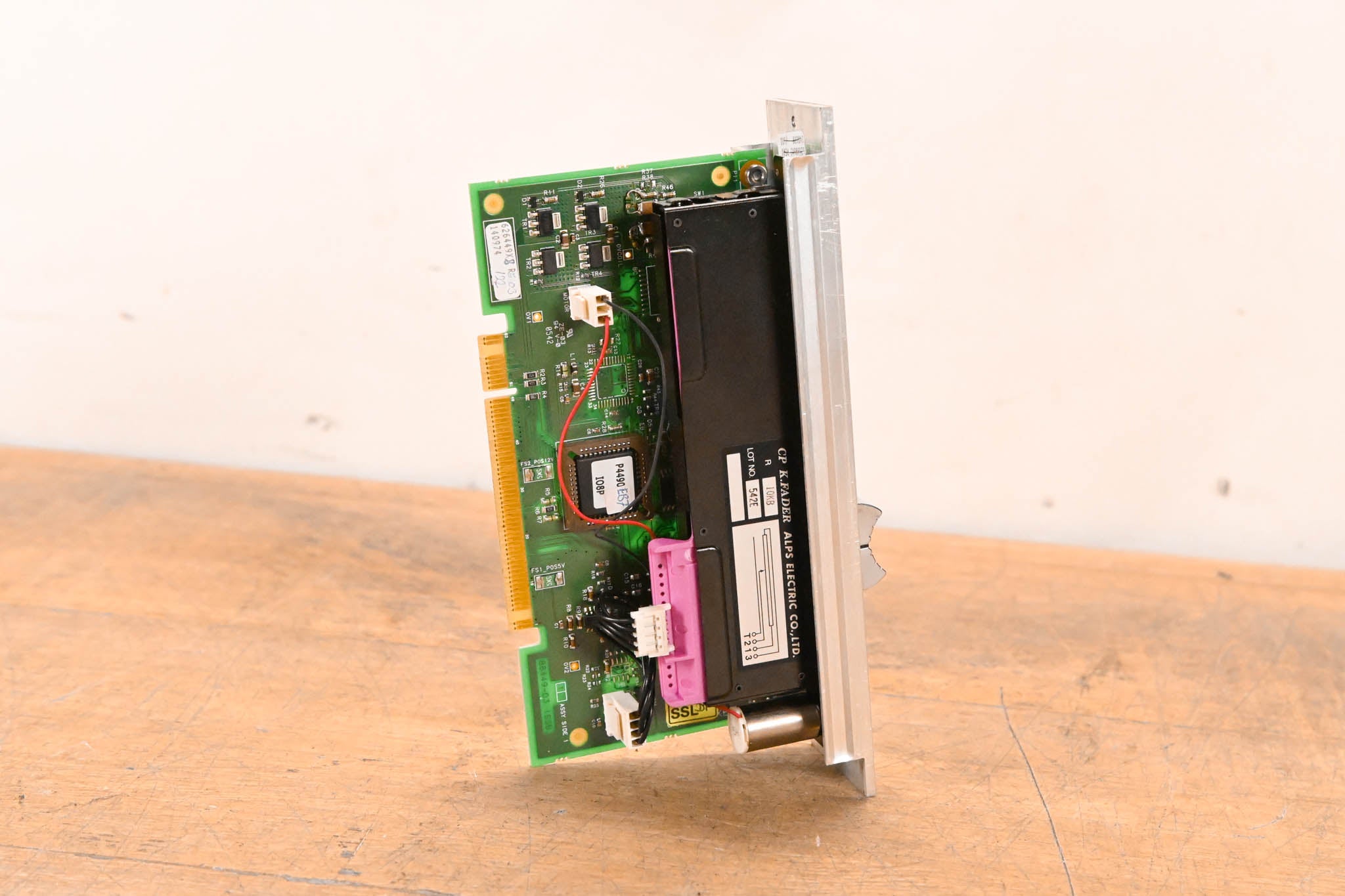 Solid State Logic C300 HD Motorized Fader Module – ALPS K-Fader Assembly