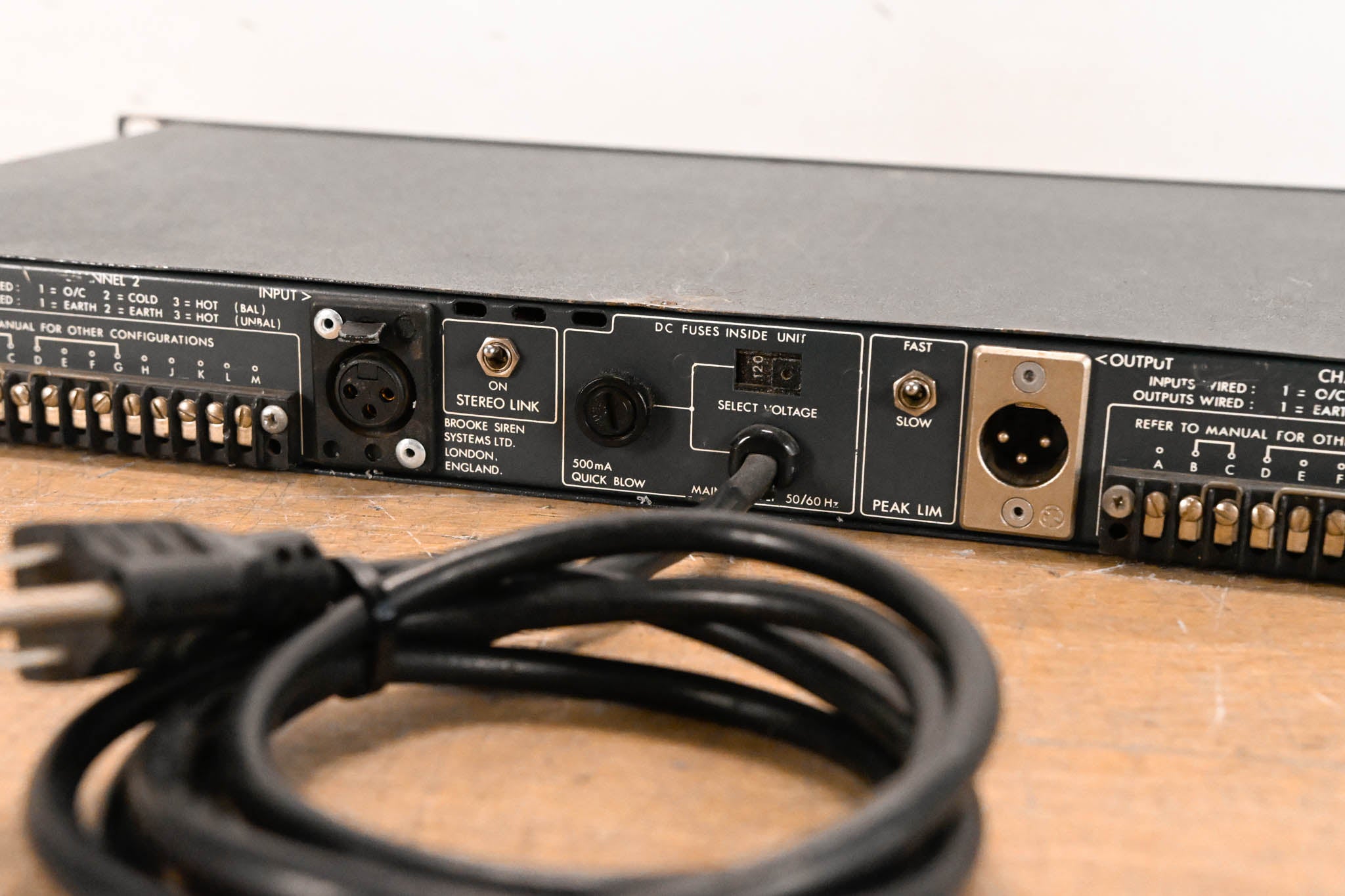 BSS DPR-402 Two-Channel Compressor/Limiter/De-Esser