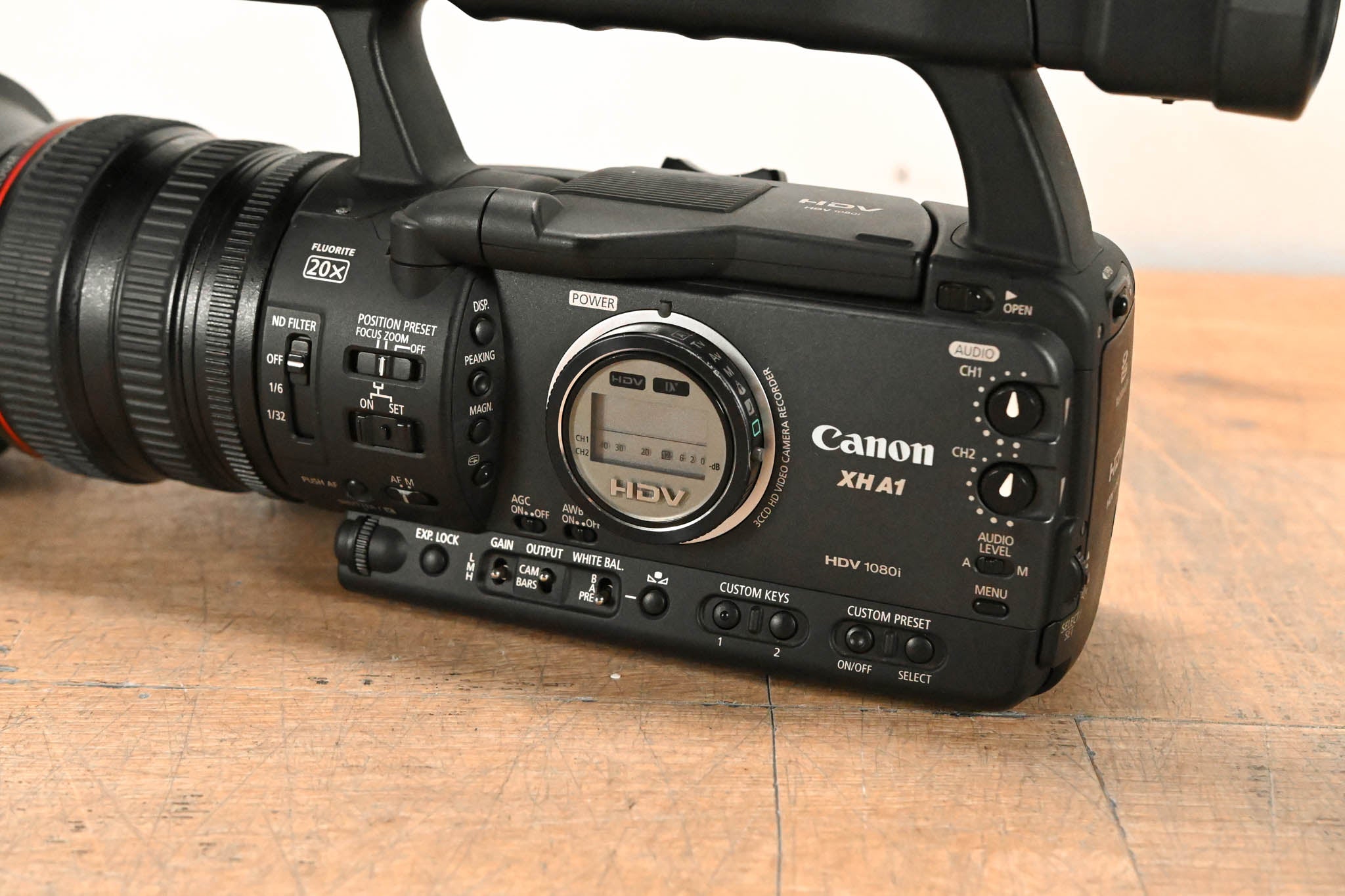 Canon XH-A1 3CCD 1080i HDV Camcorder