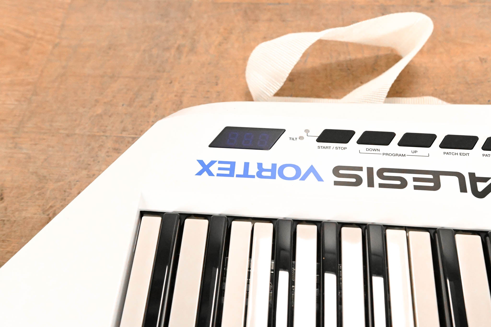 Alesis Vortex USB/MIDI Keytar Controller (NO POWER SUPPLY)