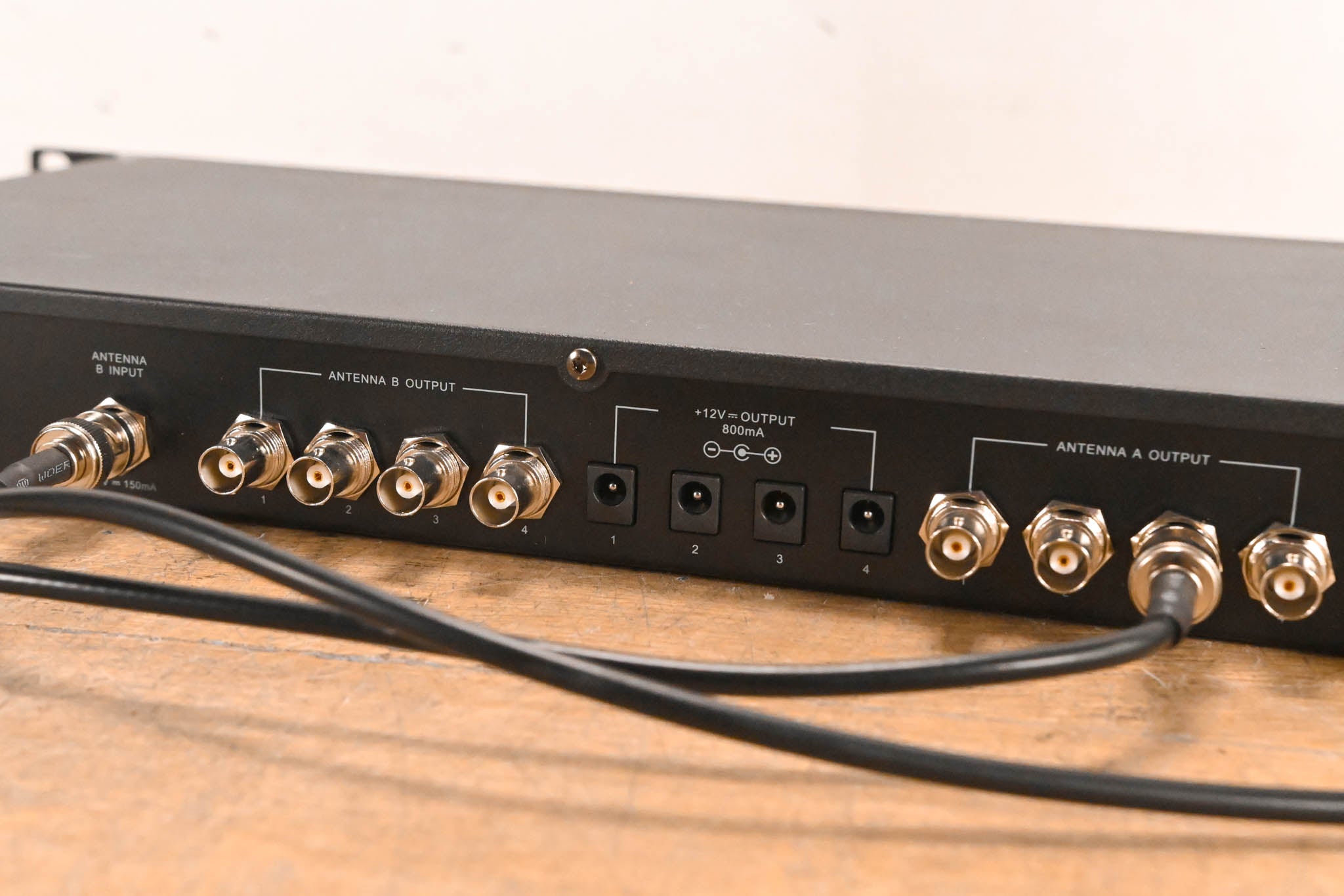 Audix ADS48 UHF Antenna Distribution System