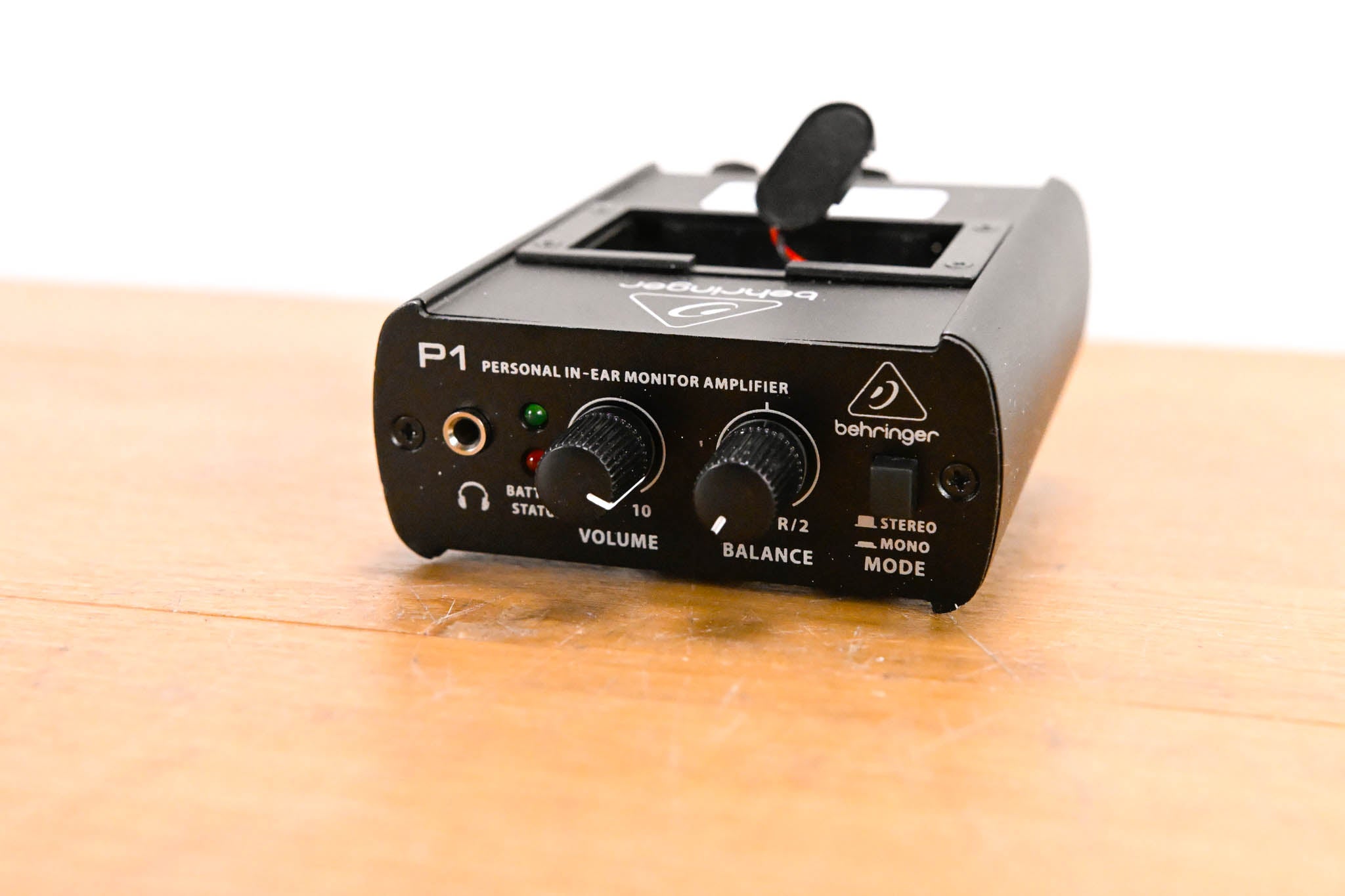 Behringer Powerplay P1 Personal In-Ear Monitor Amplifier