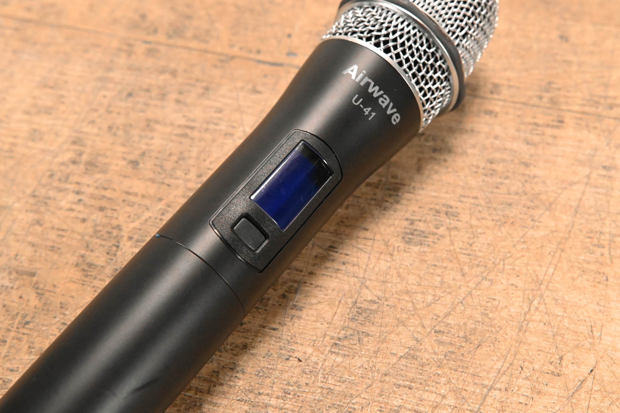 Airwave Technologies U-41 Handheld Transmitter Microphone - 514-542 MHz