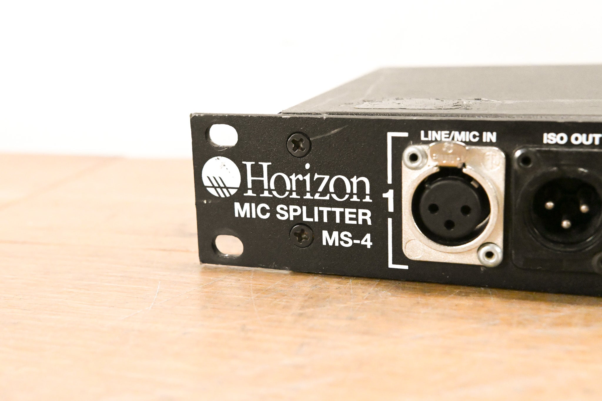 Horizon MS-4 4-Channel Rackmount Mic Splitter