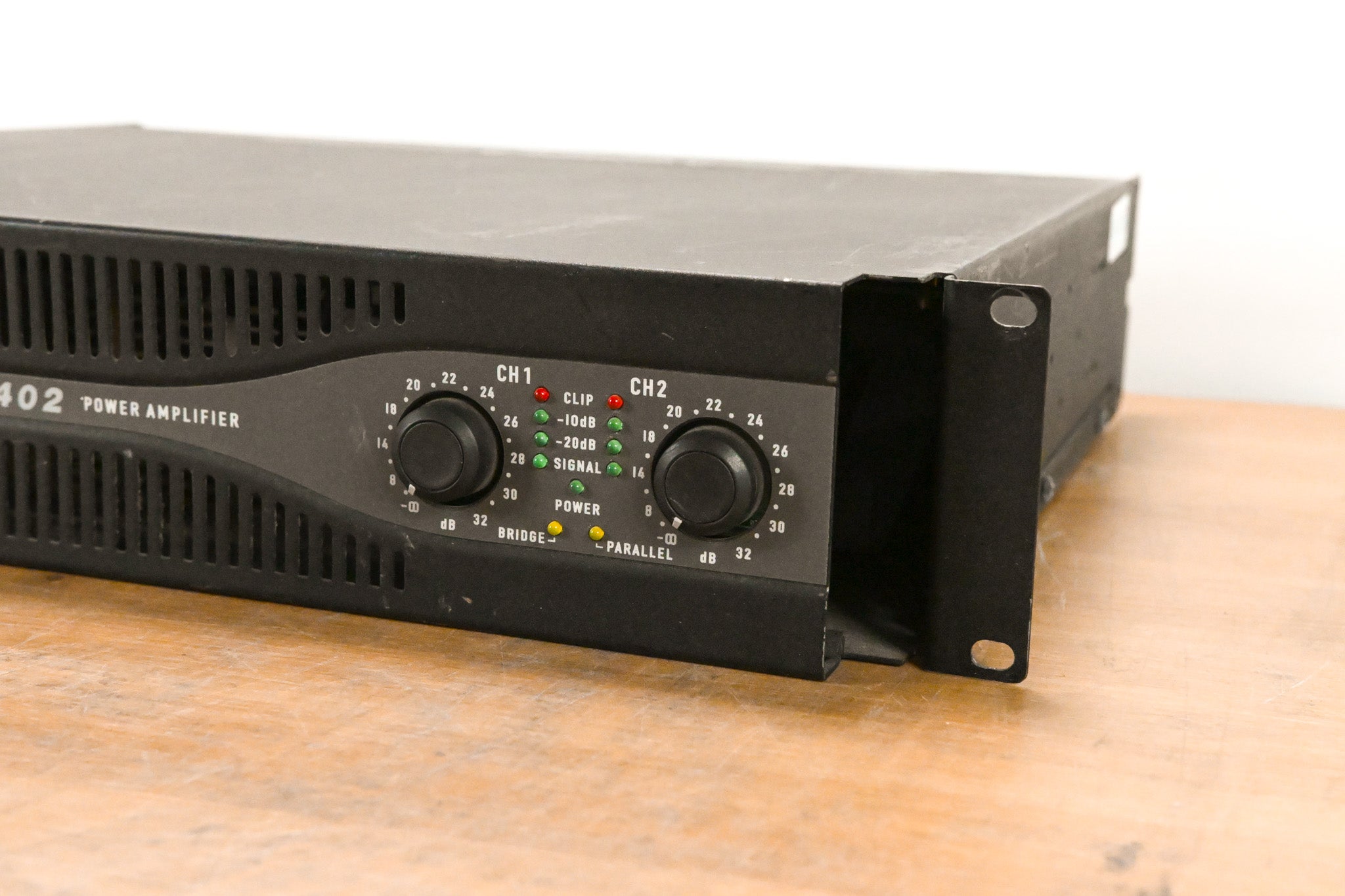 QSC PLX3402 2-Channel Power Amplifier