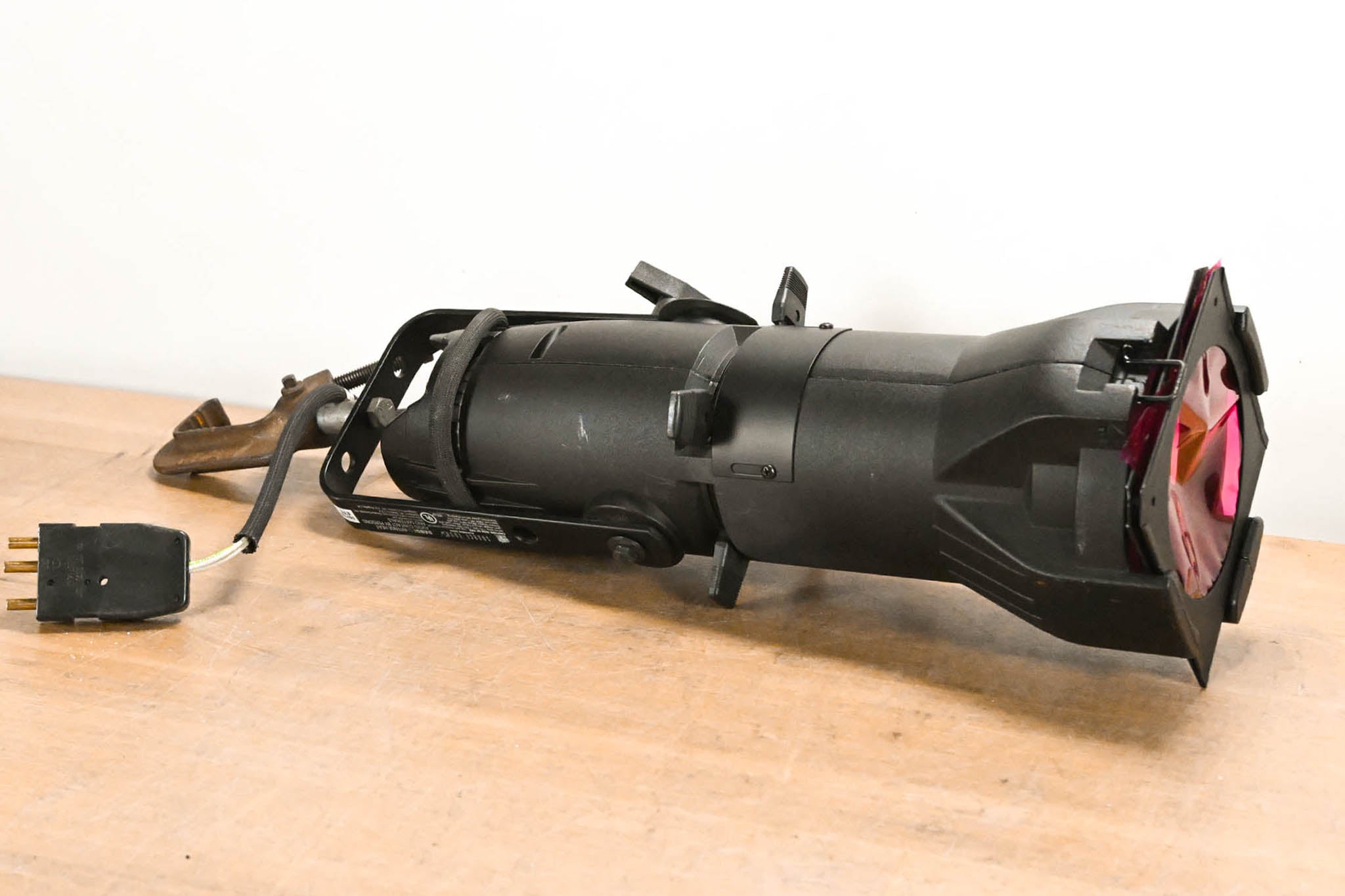 ETC Source Four Jr 25-50 Degree Zoom 575 Ellipsoidal Light