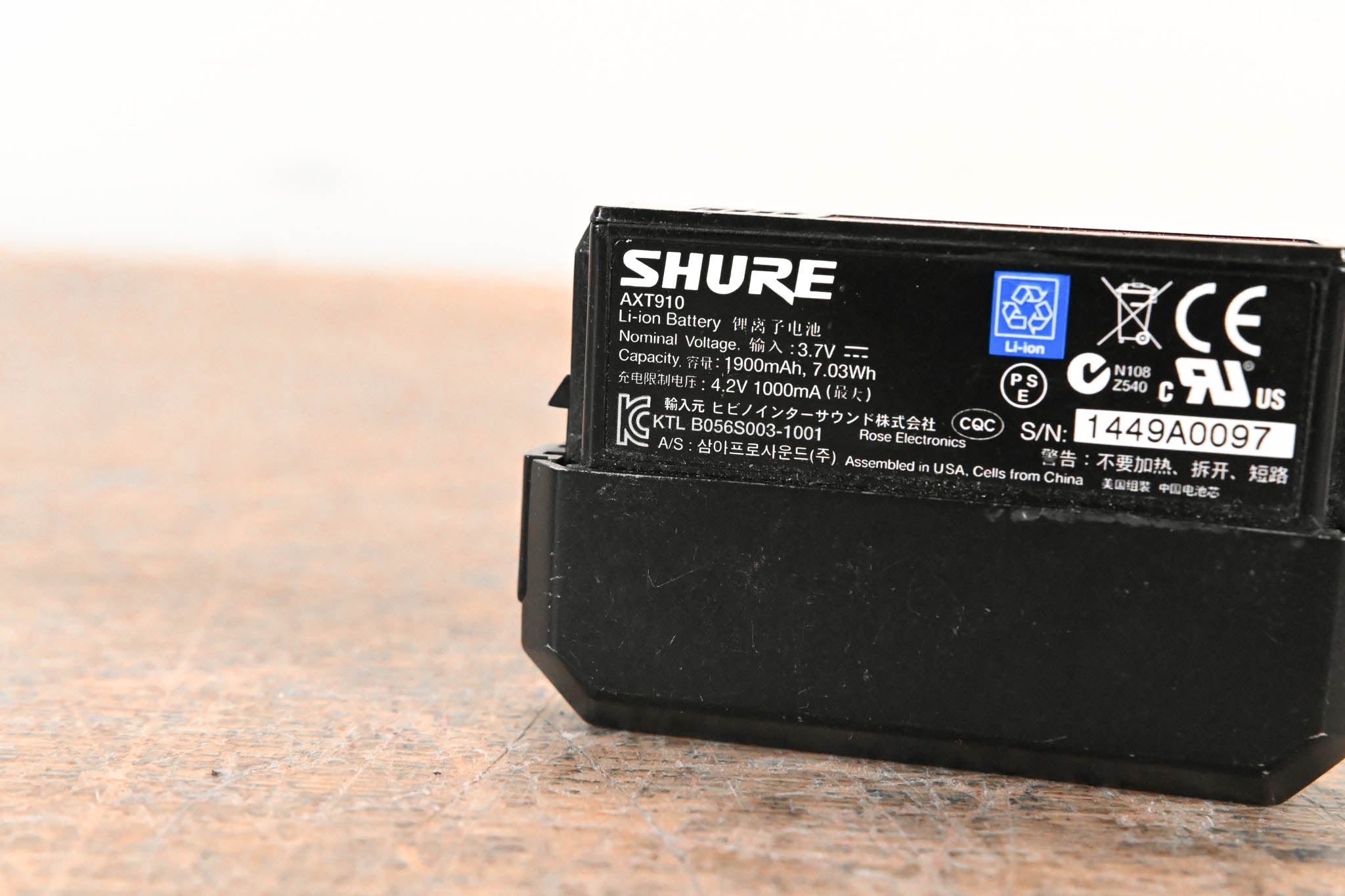 Shure AXT910 Axient Bodypack Rechargeable Battery