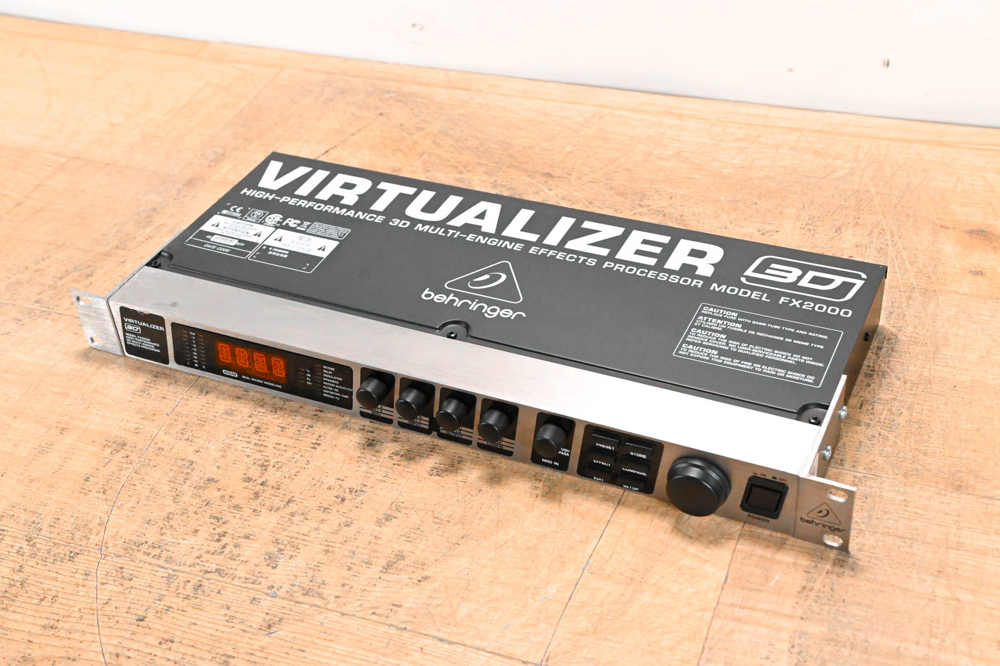 Behringer VIRTUALIZER 3D FX2000 3D Multi-Engine Effects Processor
