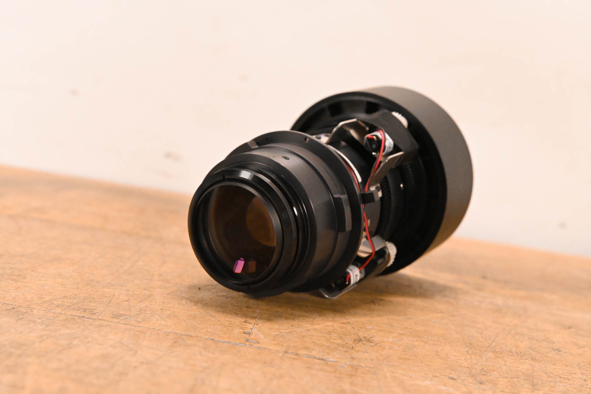 Panasonic ET-DLE400 Long Throw DLP Projector Zoom Lens XGA (5.7-8.0:1)