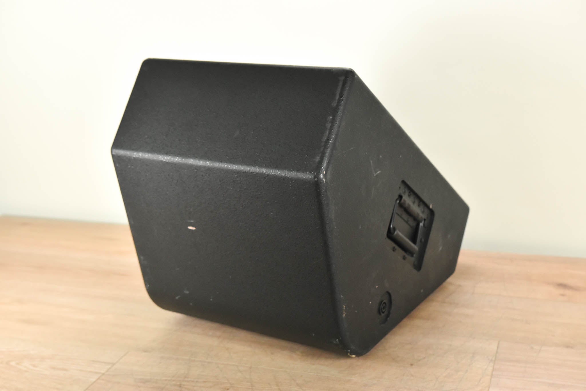 EAW VFM129i 2-Way Full Range Passive Stage Monitor