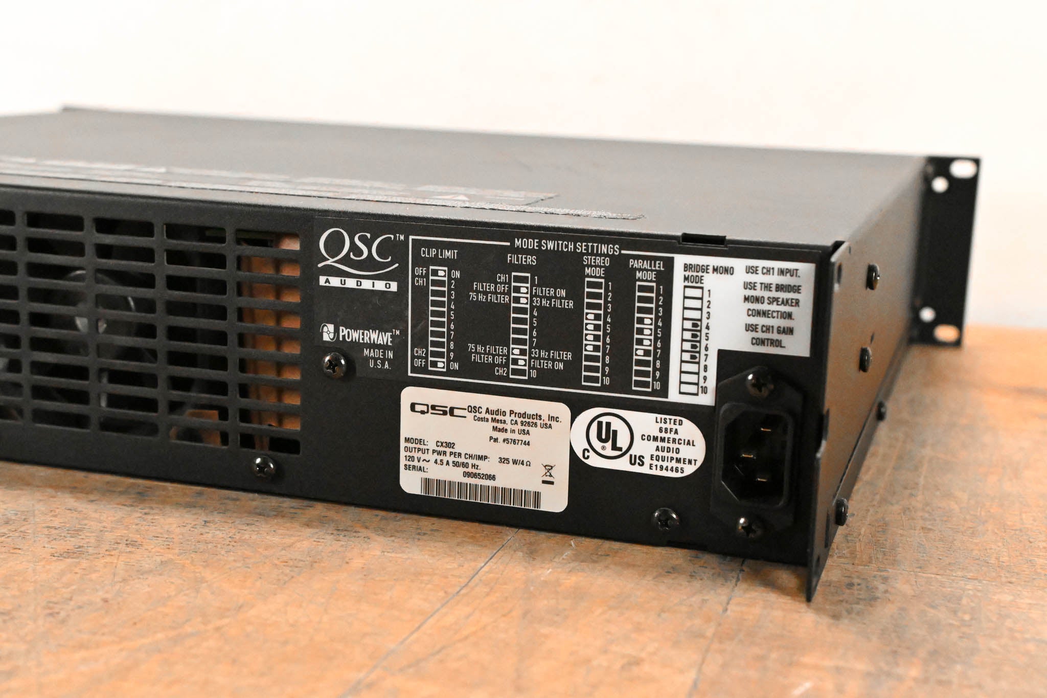 QSC CX302 2-Channel Power Amplifier