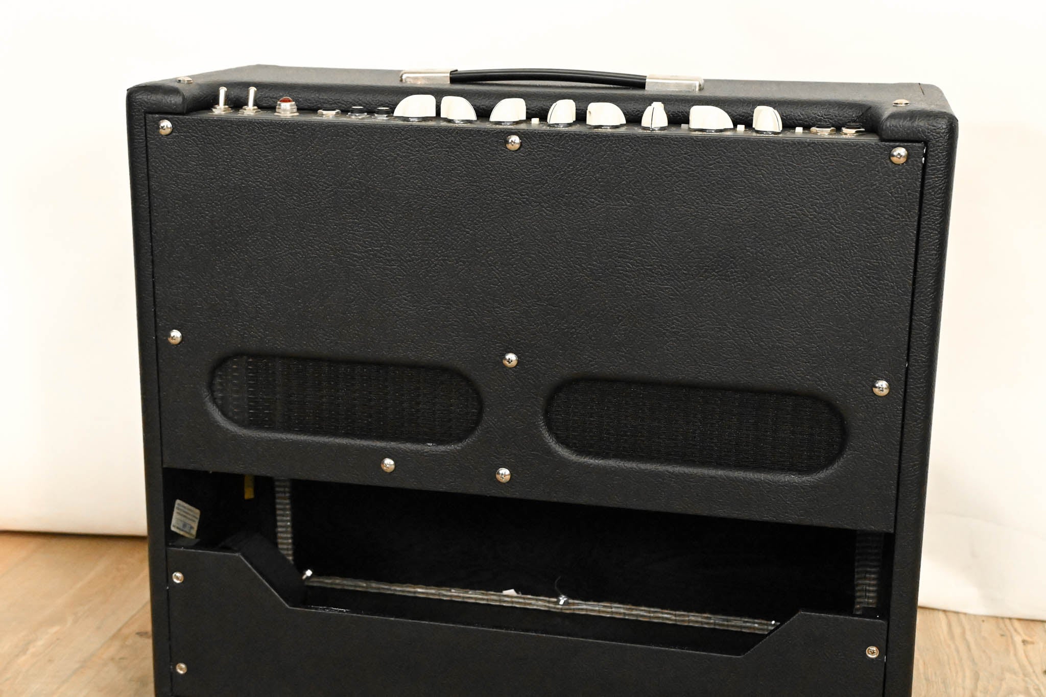 Fender Hot Rod Deville 212 IV Amplifier Cabinet & Chassis (EMPTY)