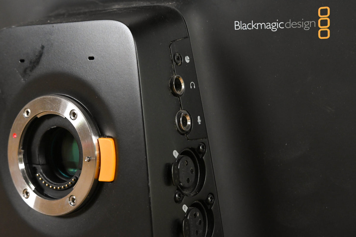 Blackmagic Design Studio Camera 4K 2