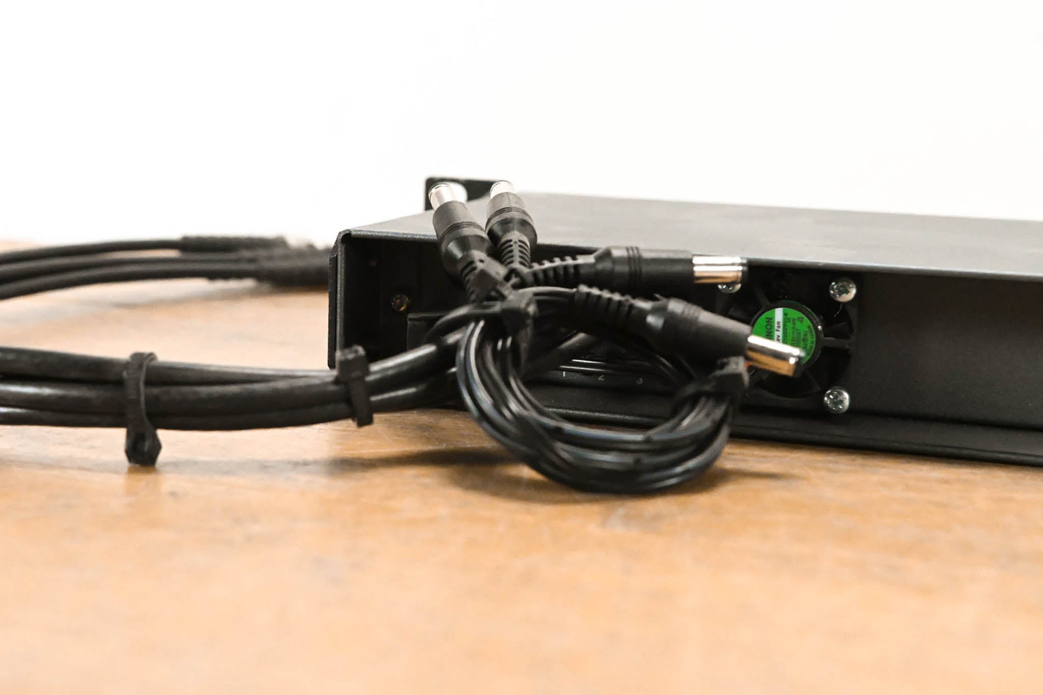 Sennheiser AC2 RF Combiner 500-870 MHz (NO POWER SUPPLY)