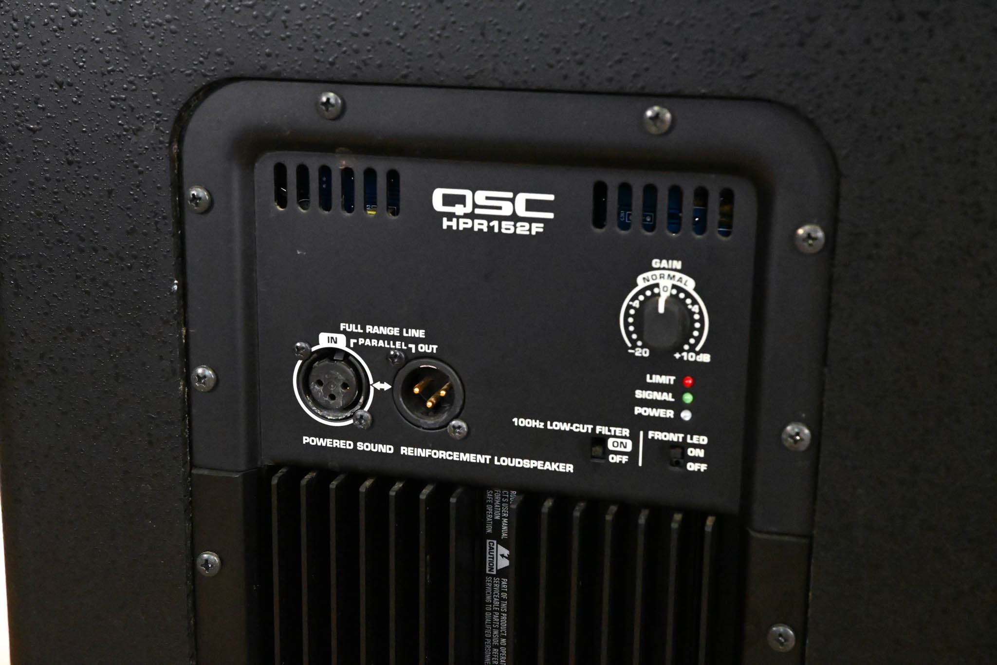 QSC HPR152F 15" 2-Way Powered Speaker