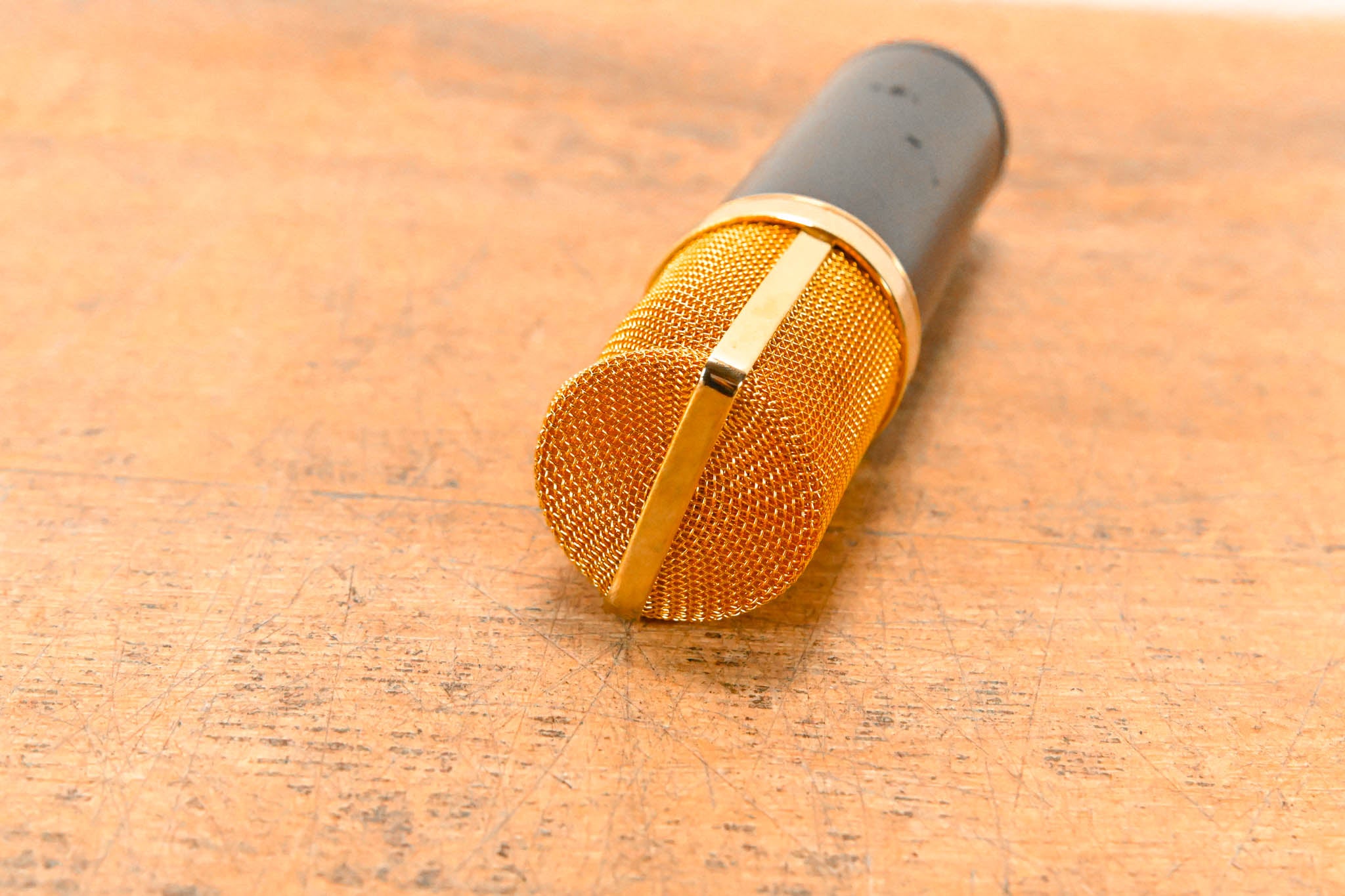 MXL V69M Mogami Edition Tube Condenser Microphone w/ PS-69 Power Supply