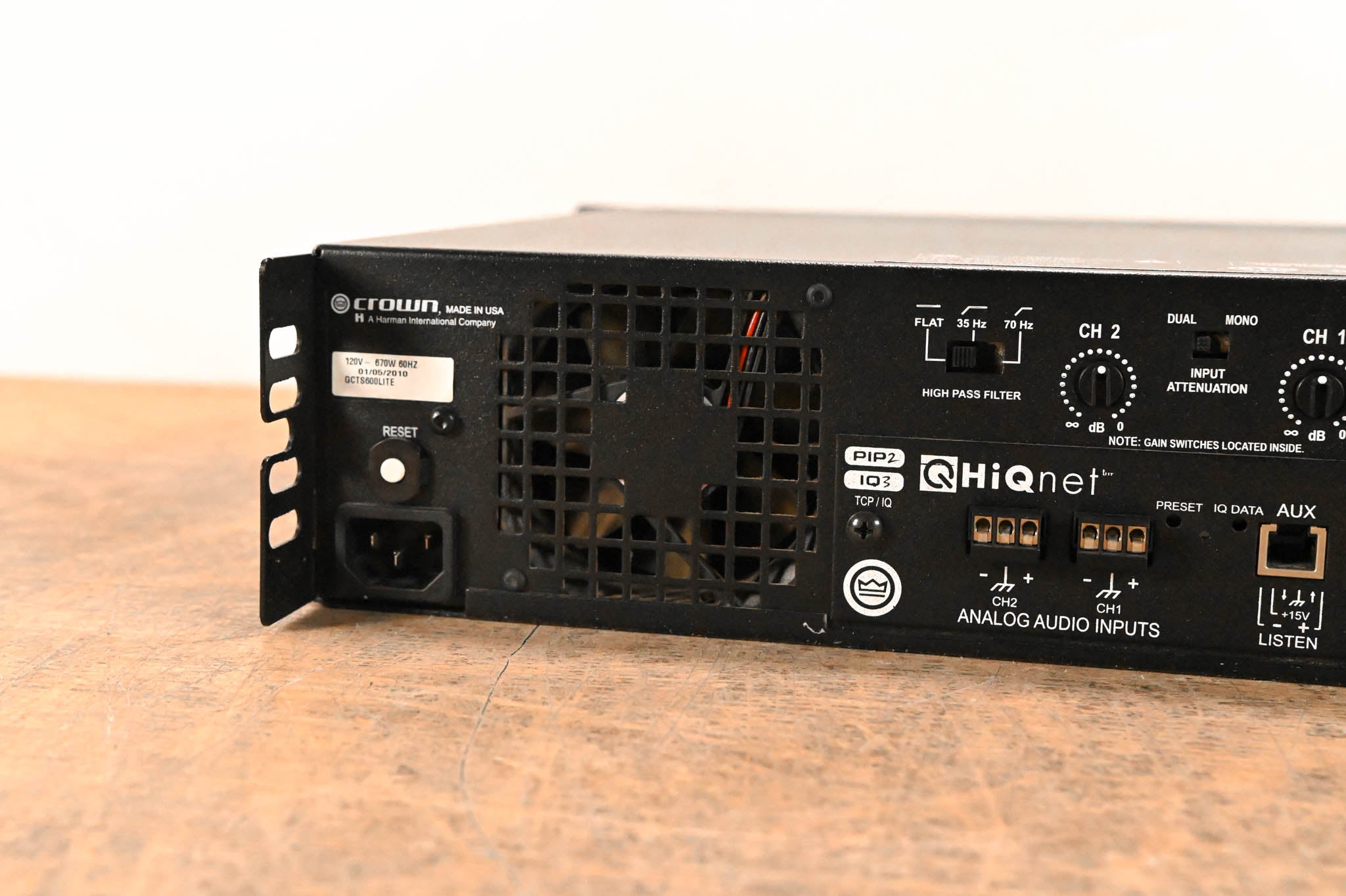 Crown CTs 600 Two-Channel 300W Power Amplifier