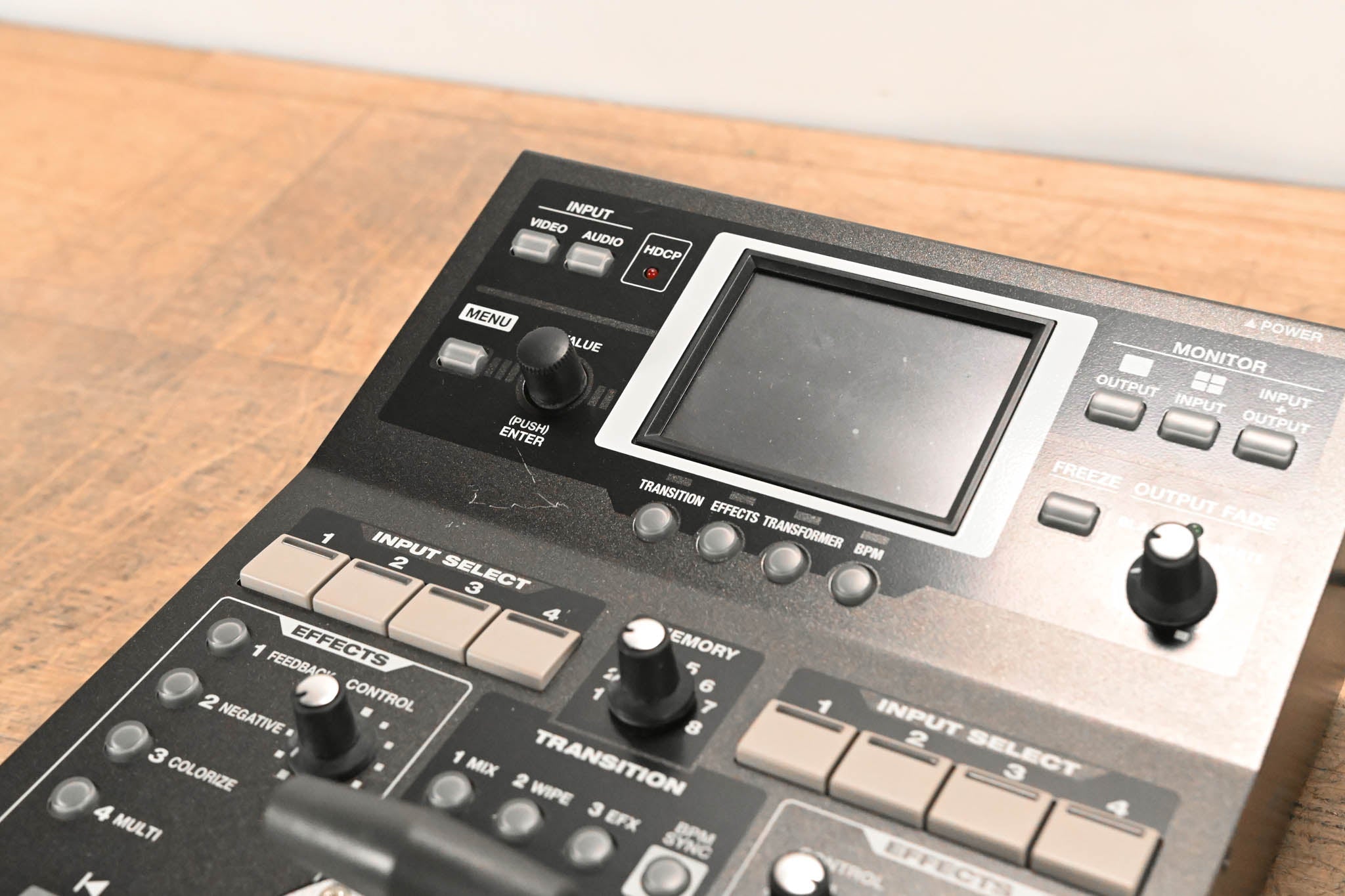 Roland V-4EX 4-Channel Digital Video Mixer with Effects