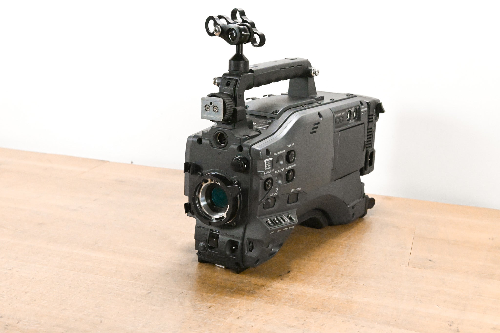 Panasonic AG-HPX500P 2/3" Shoulder-Mounted P2HD Camcorder