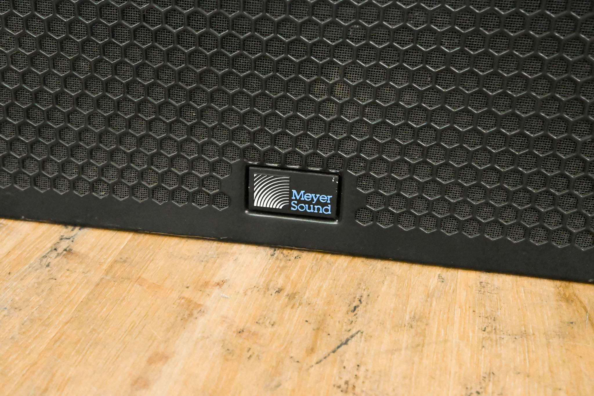 Meyer Sound CQ-2 Narrow Coverage Main Loudspeaker (PAIR)