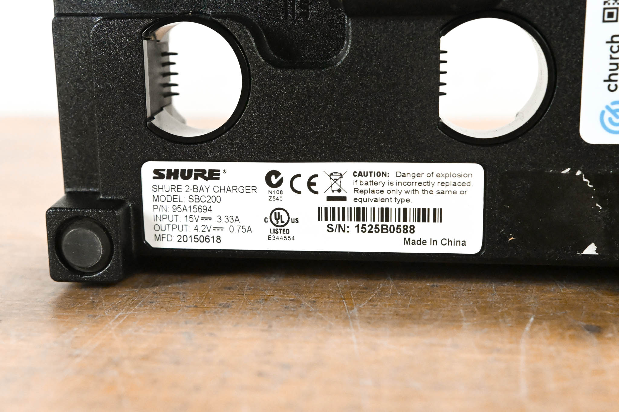 Shure SBC200 Dual Docking Recharging Station (NO POWER SUPPLY)