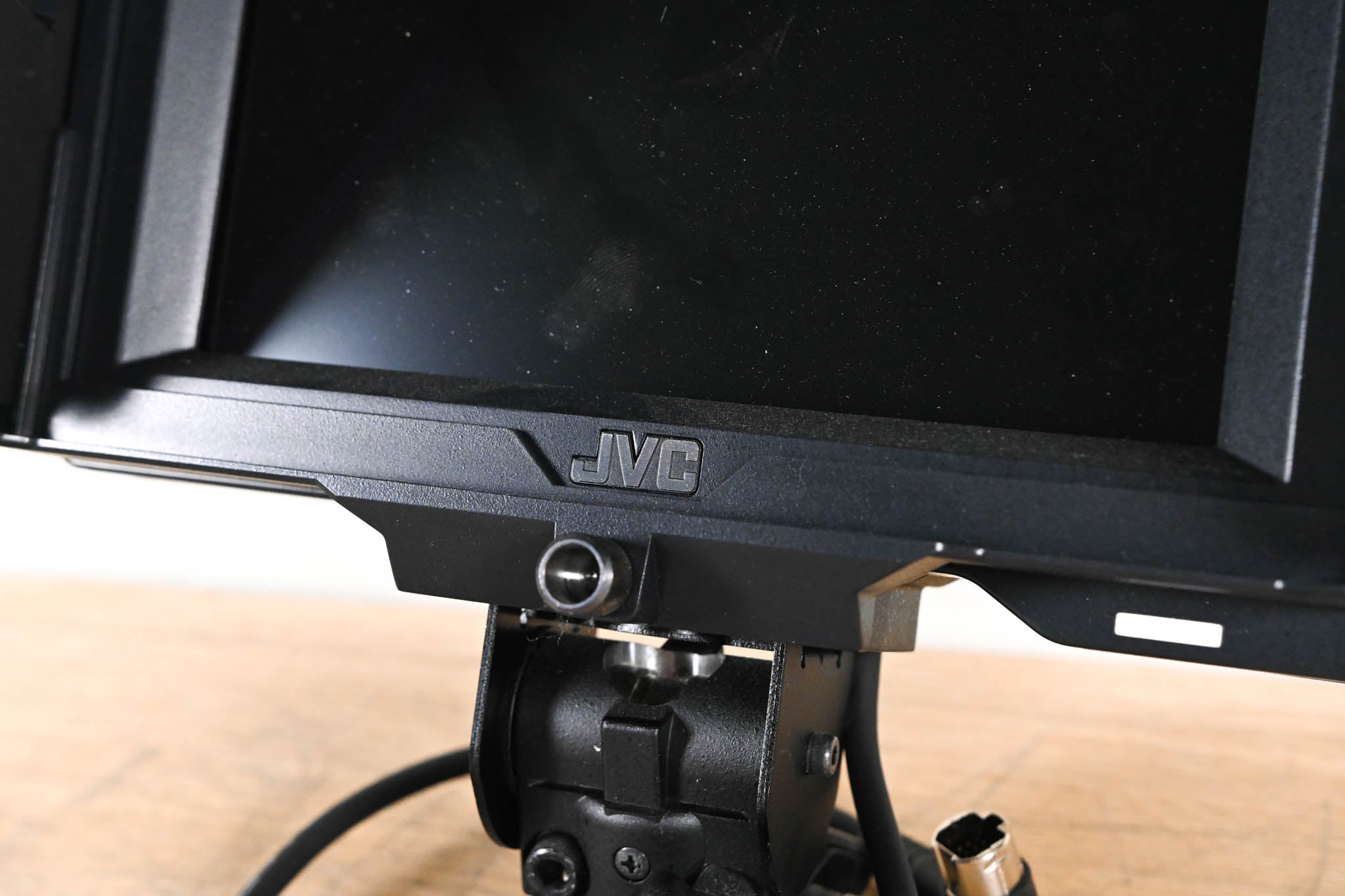 JVC VF-HP840U 8.4-inch HD/SD Studio Viewfinder