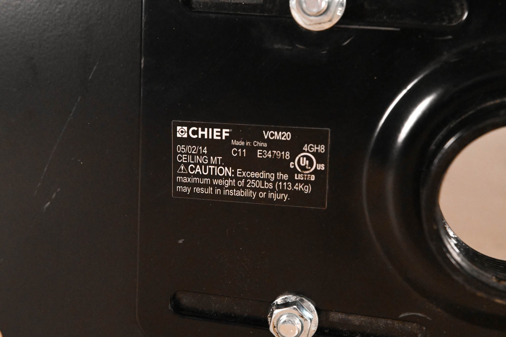 Chief VCM-20 Heavy Duty LCD/CRT Projector Ceiling Mount