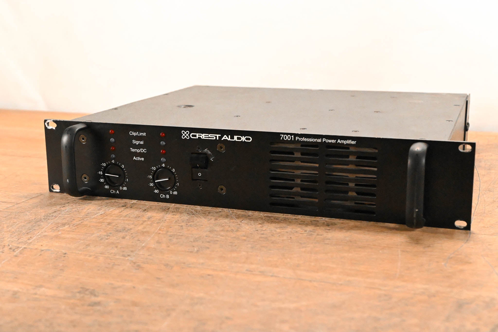 Crest Audio 7001 2-Channel Power Amplifier