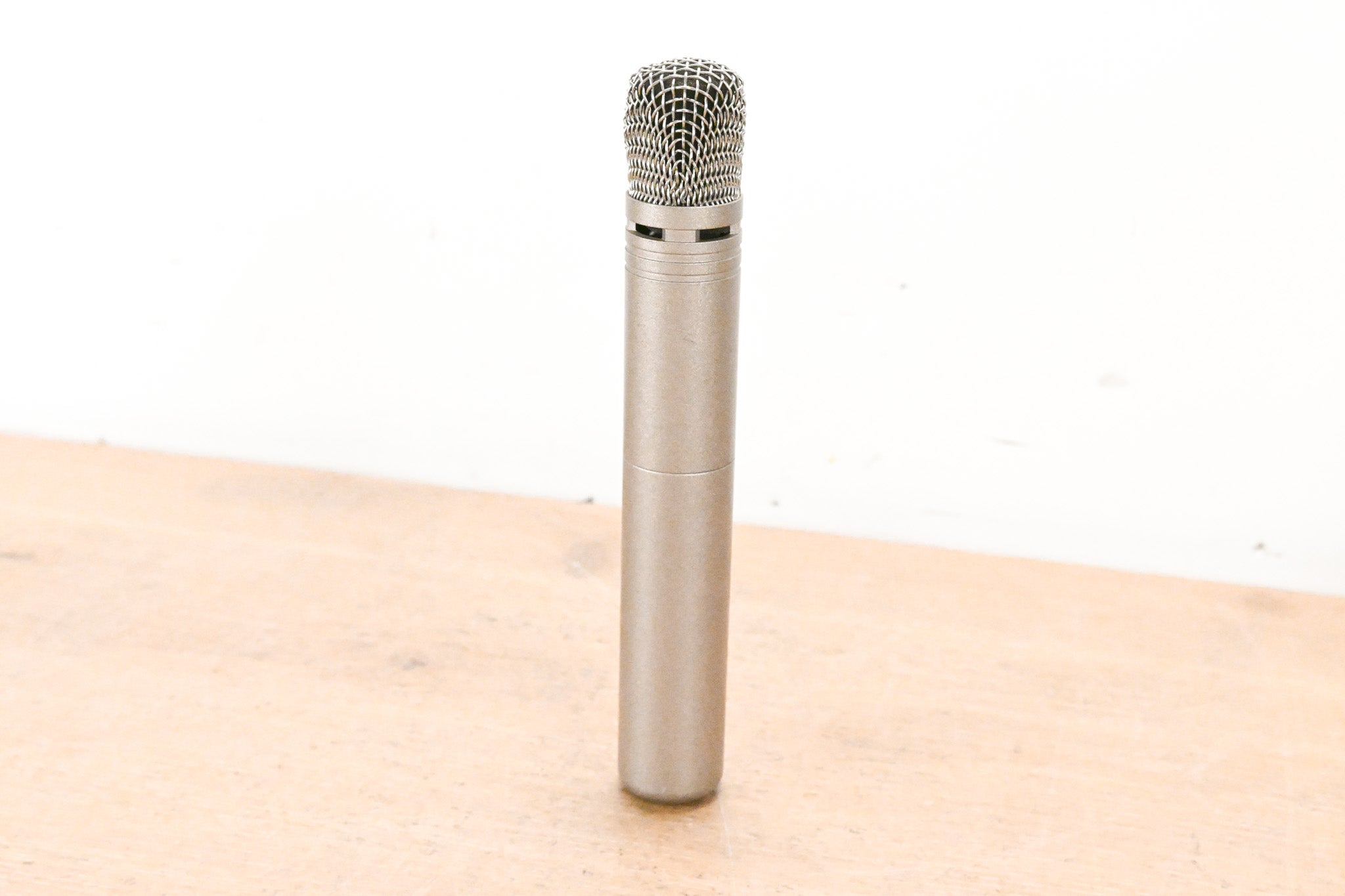 AKG C1000 S Small-Diaphragm Condenser Microphone