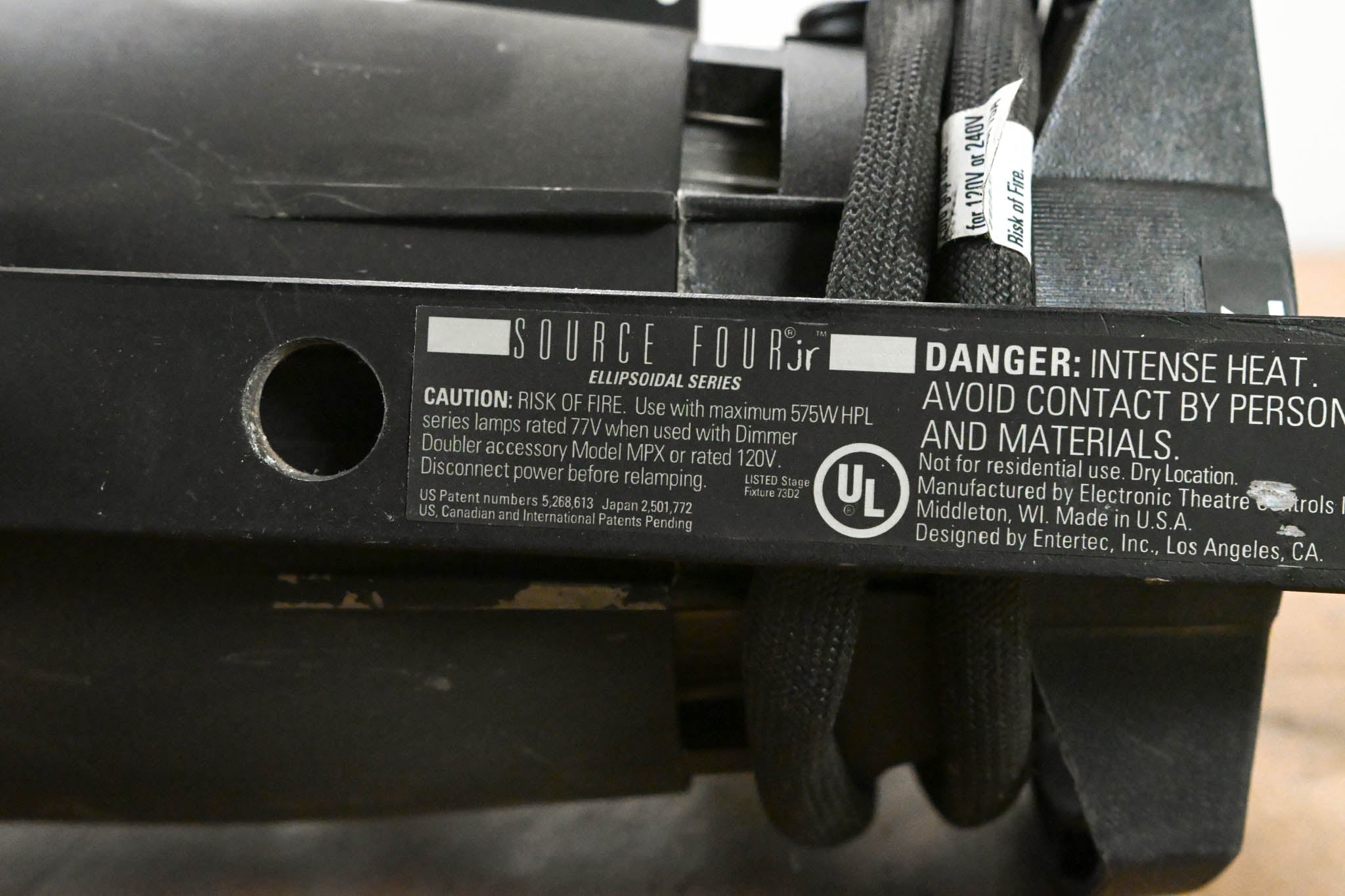 ETC Source Four Jr 25-50 Degree Zoom 750 Ellipsoidal Light