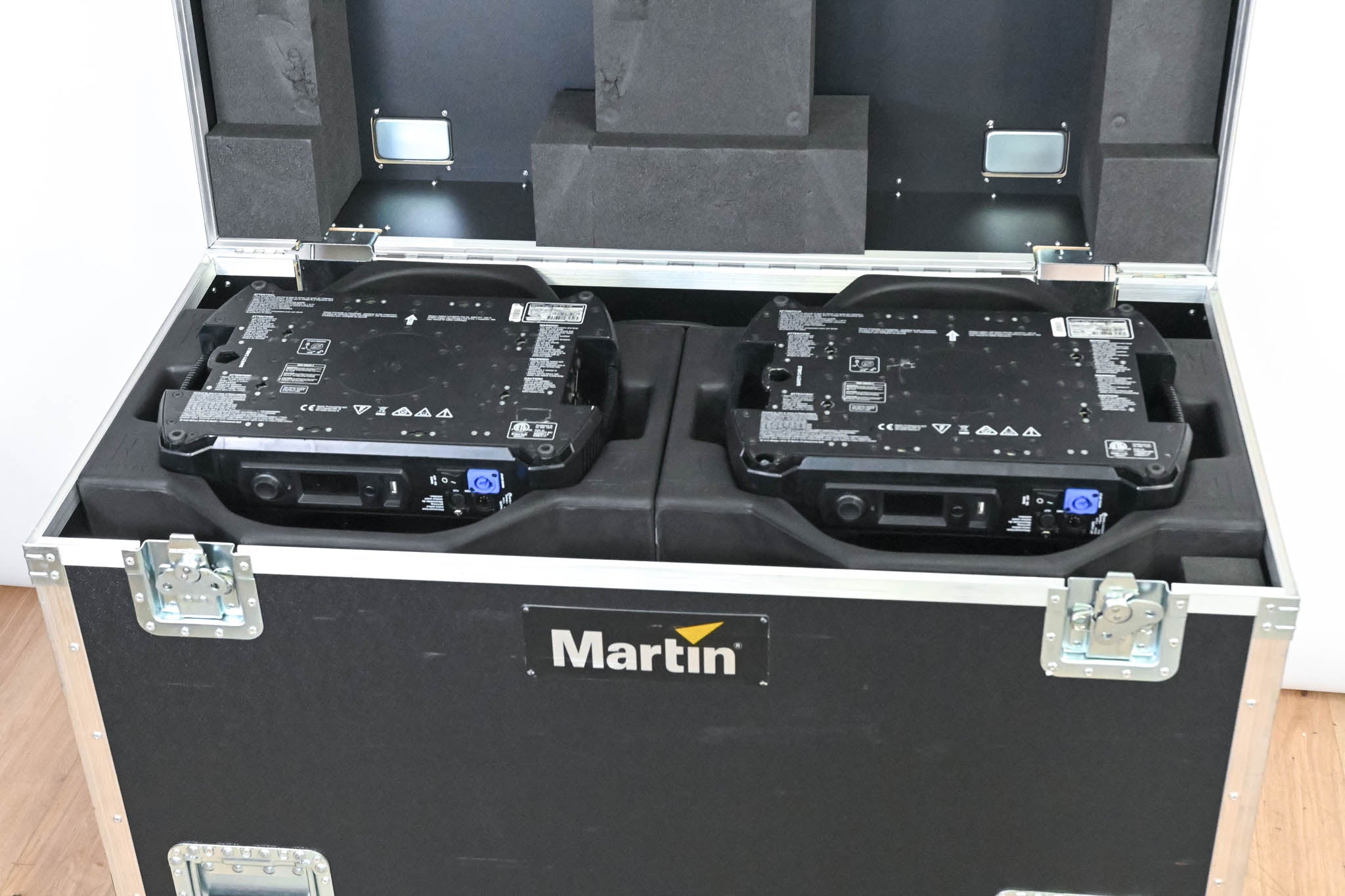 Martin MAC Viper AirFX Aerial Effects Fixture Pair with Flight Case